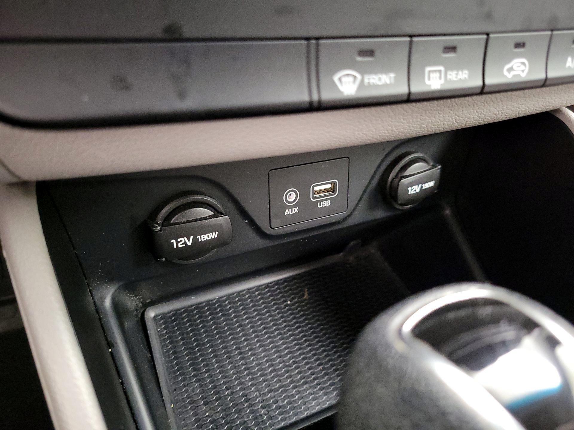 Thumbnail: 2020 Hyundai Tucson - 18