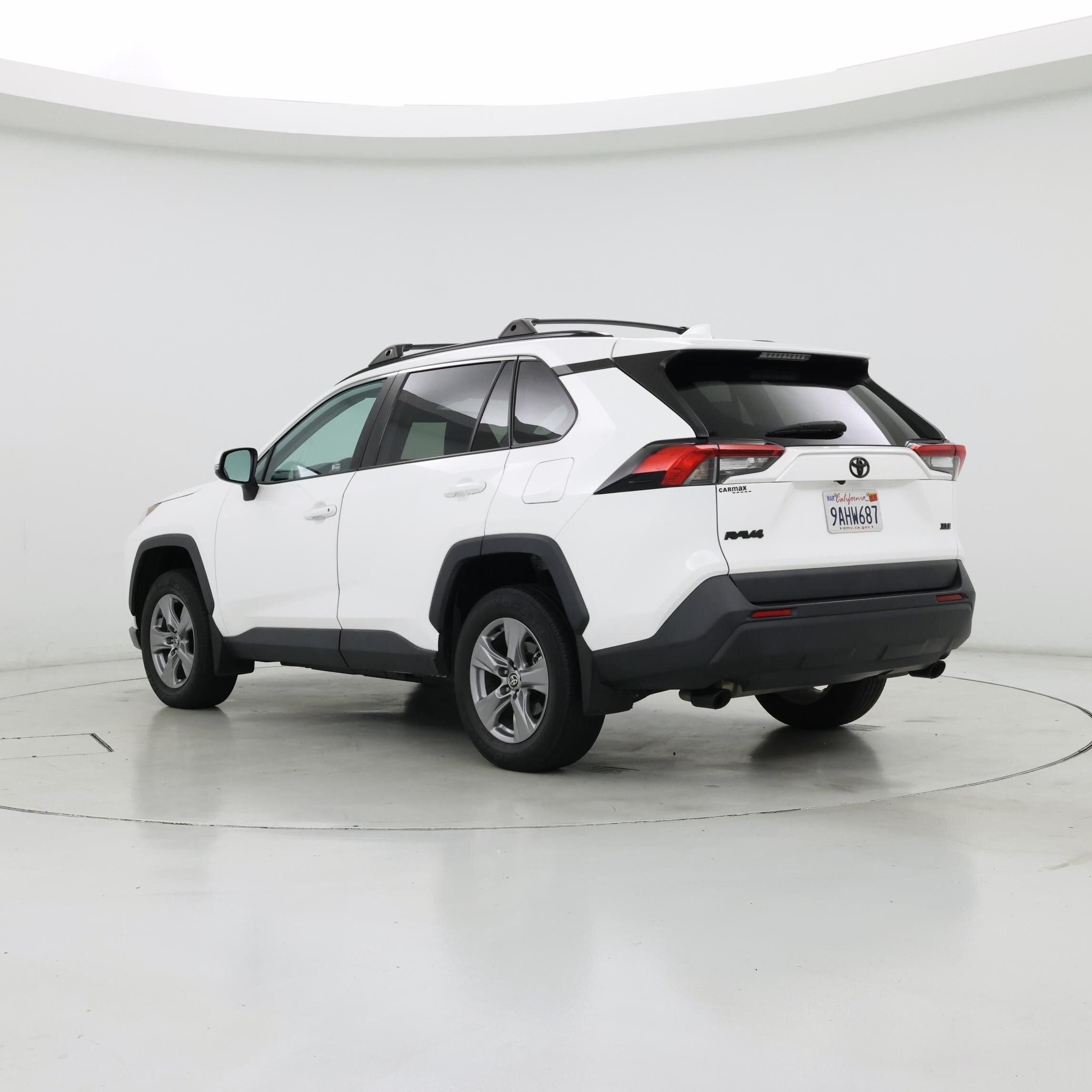 Thumbnail: 2022 Toyota RAV4 - 2