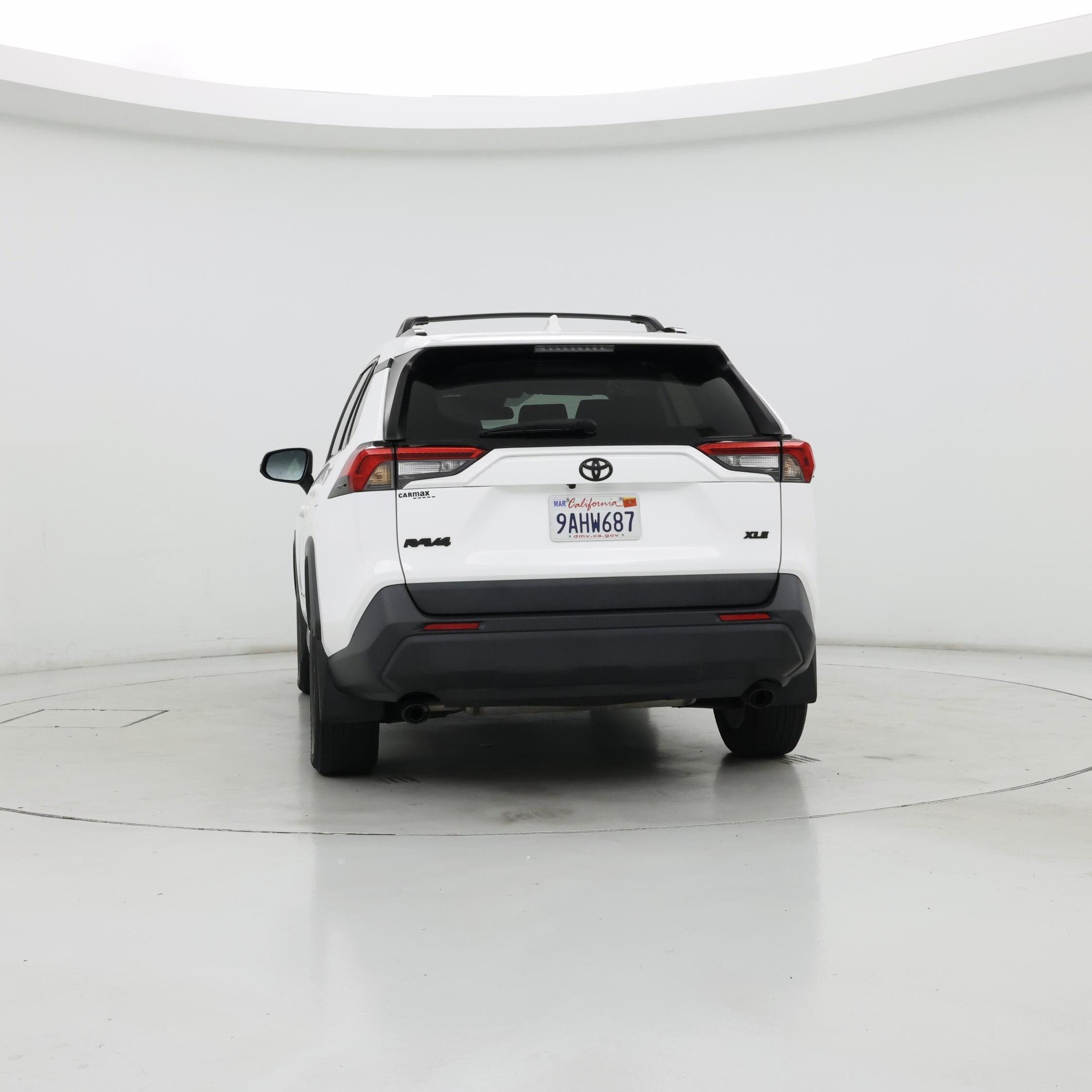 Thumbnail: 2022 Toyota RAV4 - 6