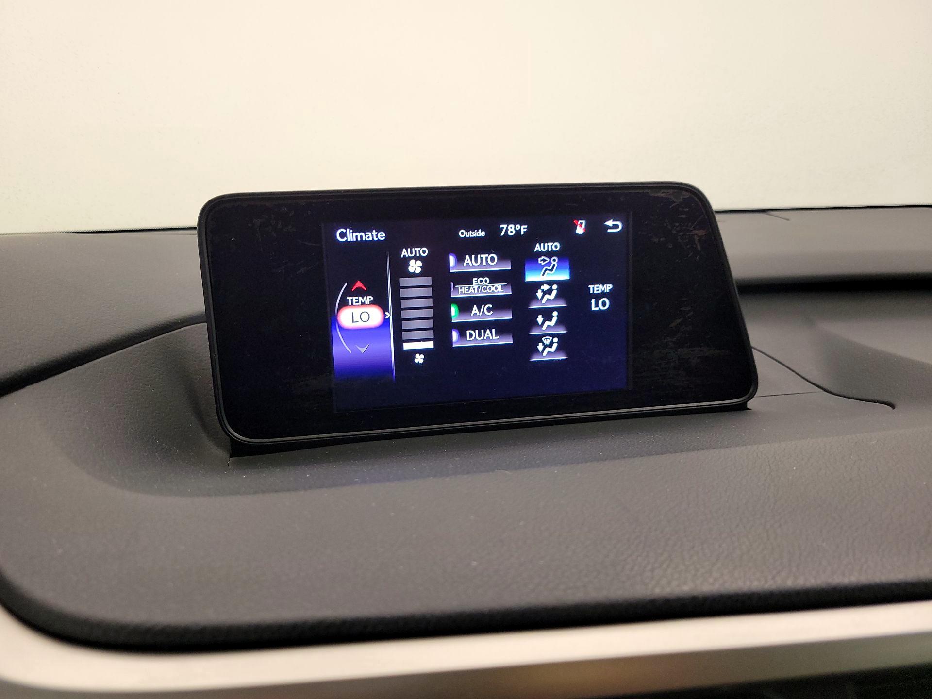 Thumbnail: 2016 Lexus RX - 16