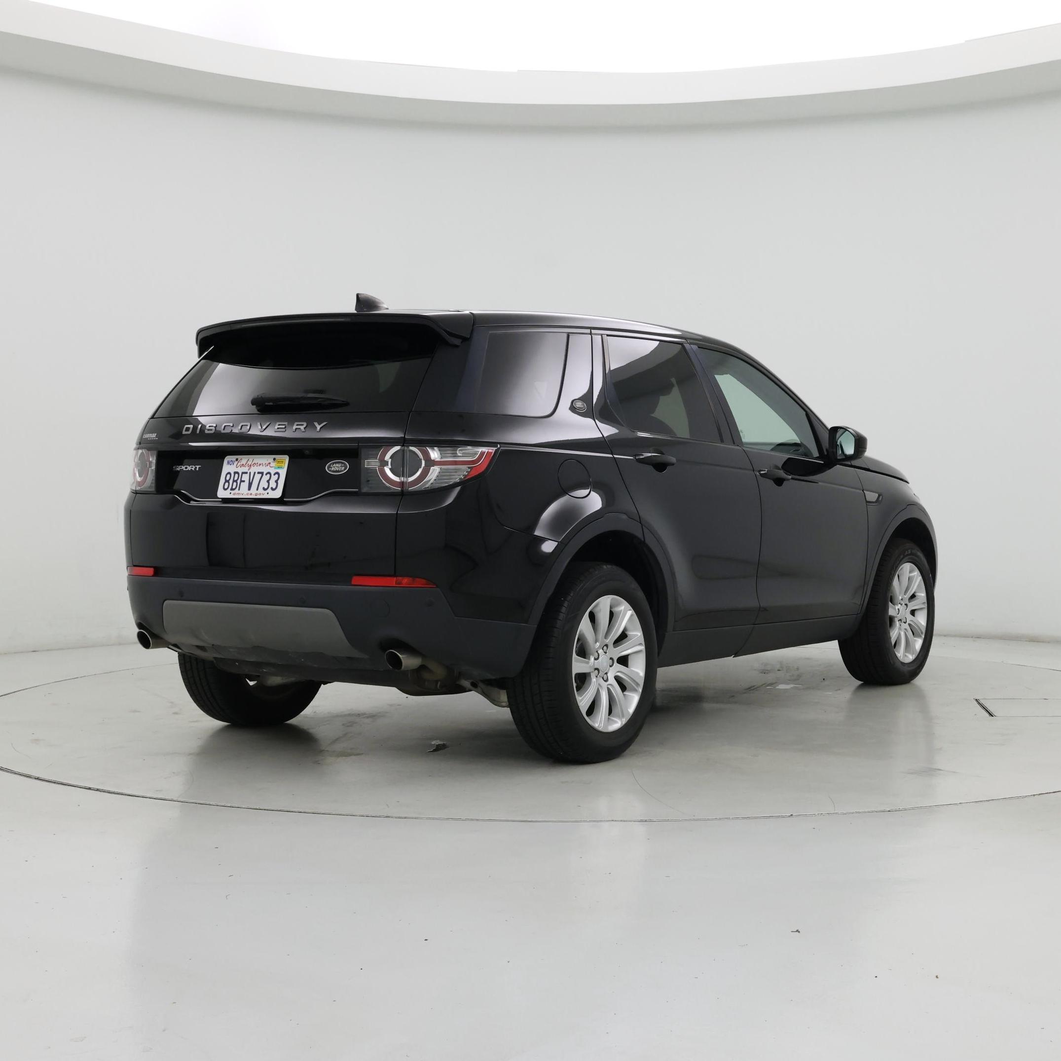 Thumbnail: 2017 Land Rover Discovery Sport - 8