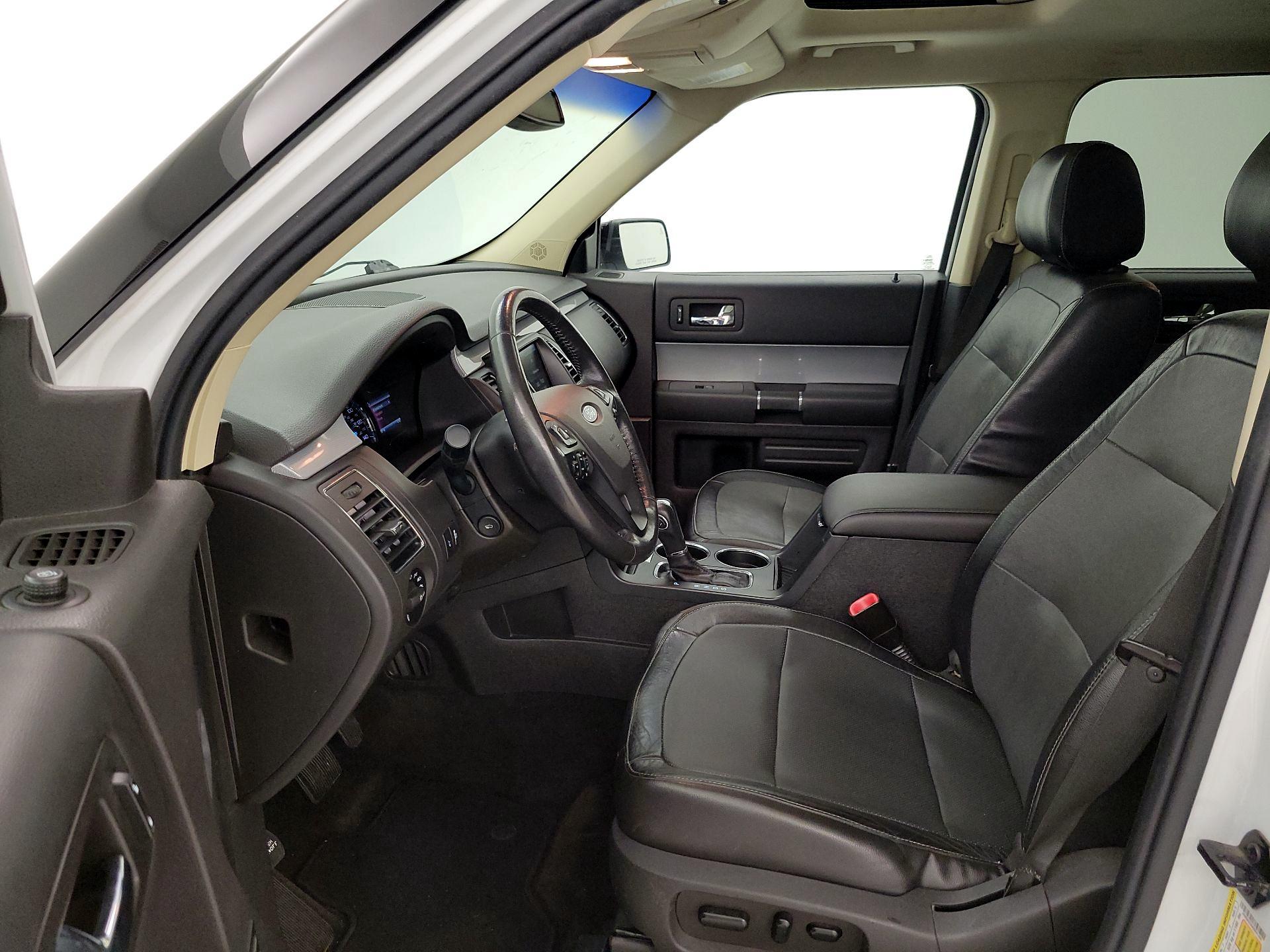 Thumbnail: 2014 Ford Flex - 11