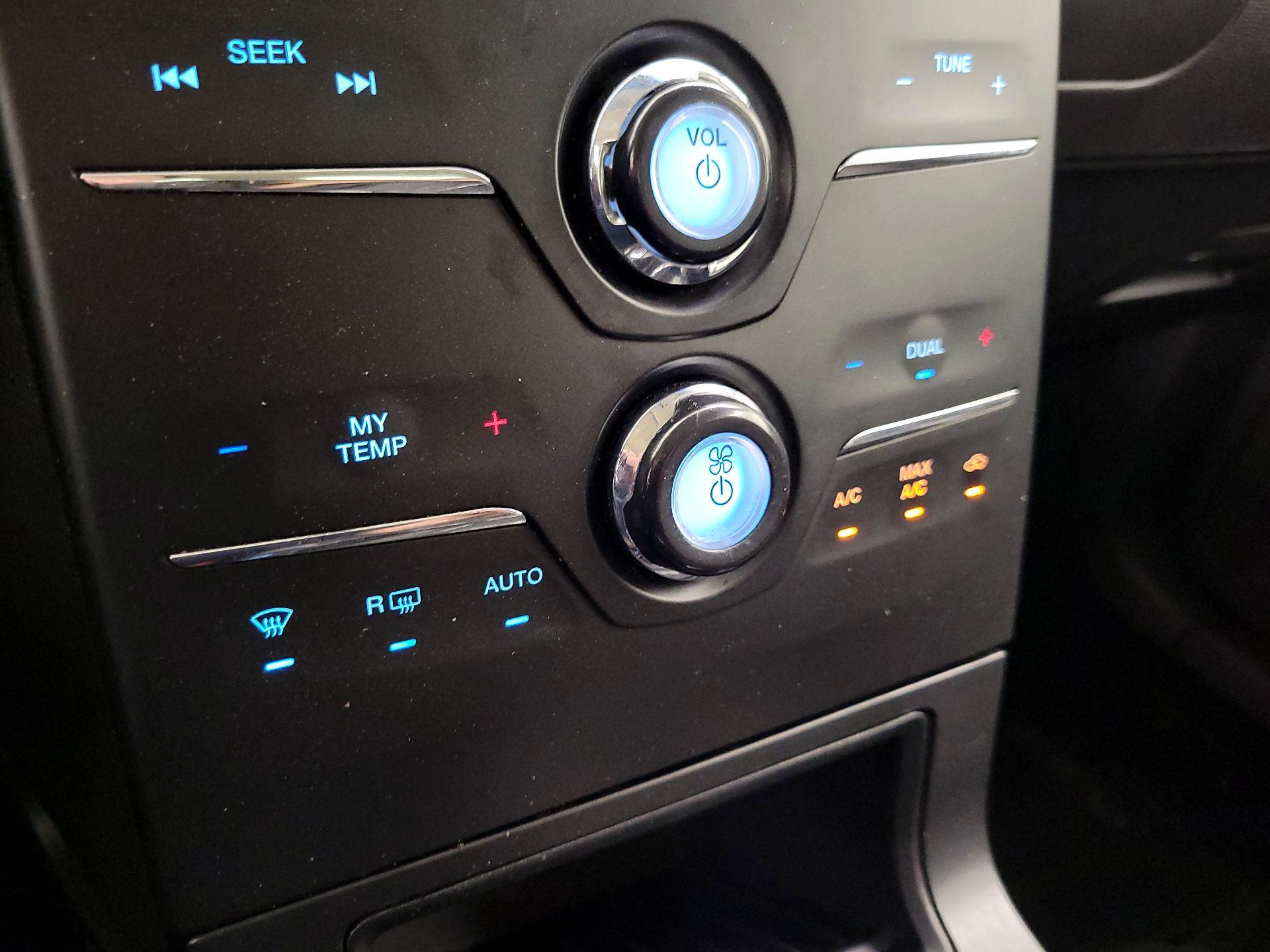 Thumbnail: 2014 Ford Flex - 16