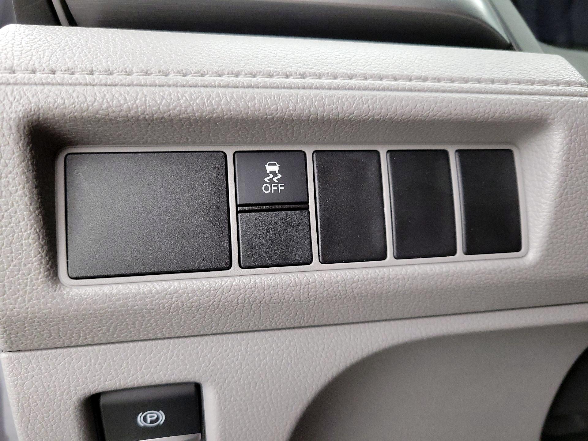 Thumbnail: 2019 Honda Odyssey - 13