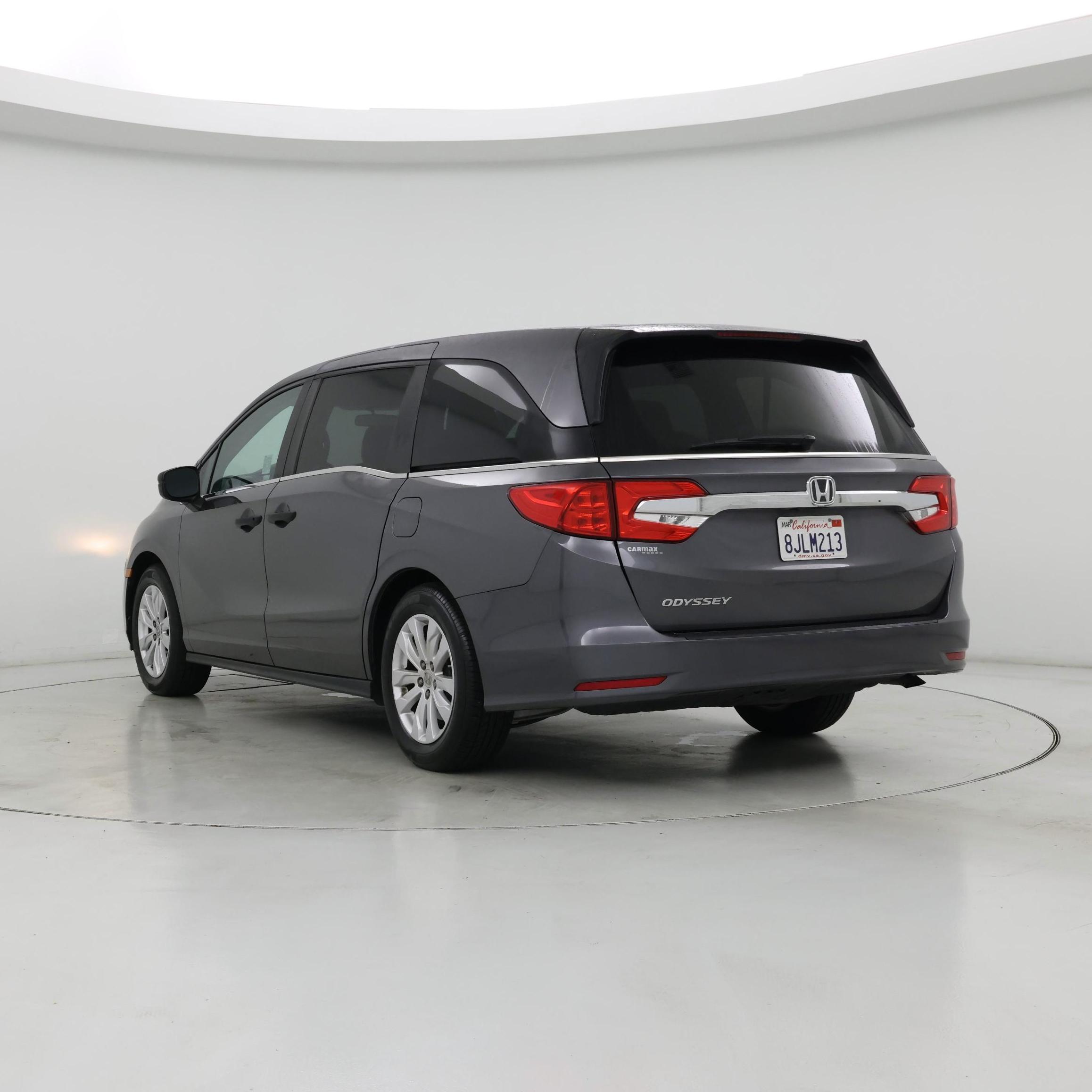 Thumbnail: 2019 Honda Odyssey - 2