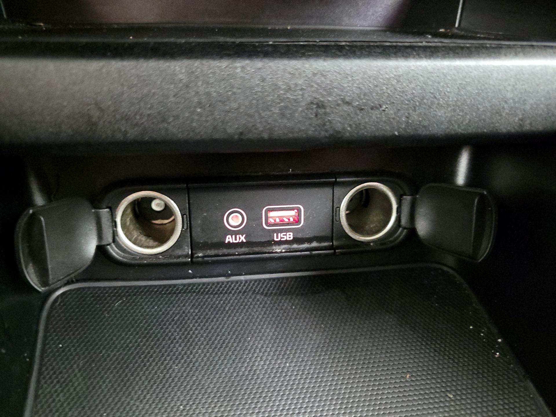 Thumbnail: 2021 Kia Forte - 18