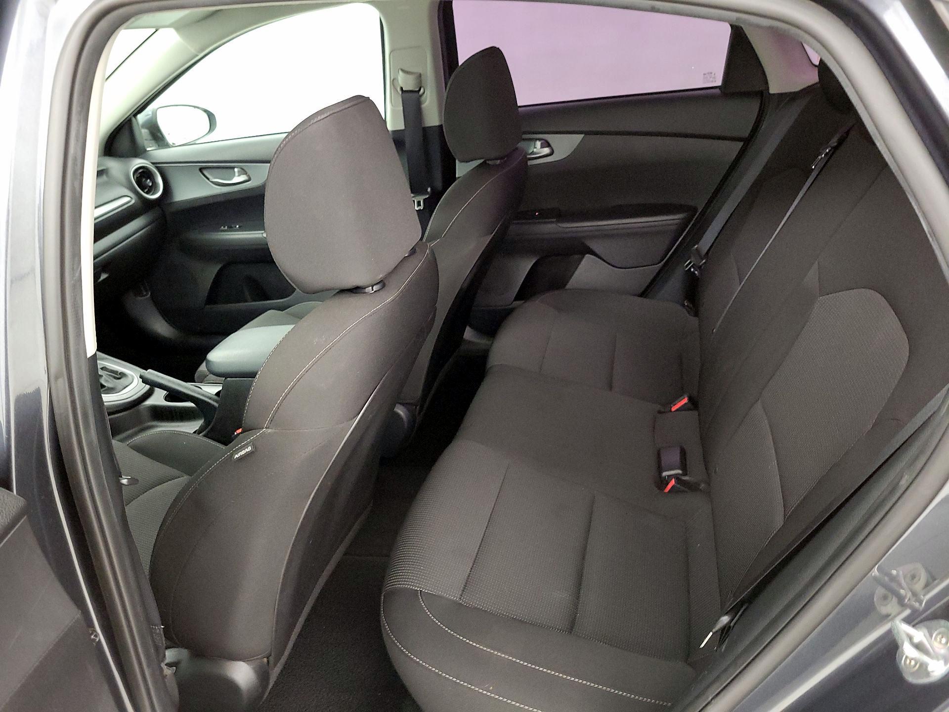 Thumbnail: 2021 Kia Forte - 19