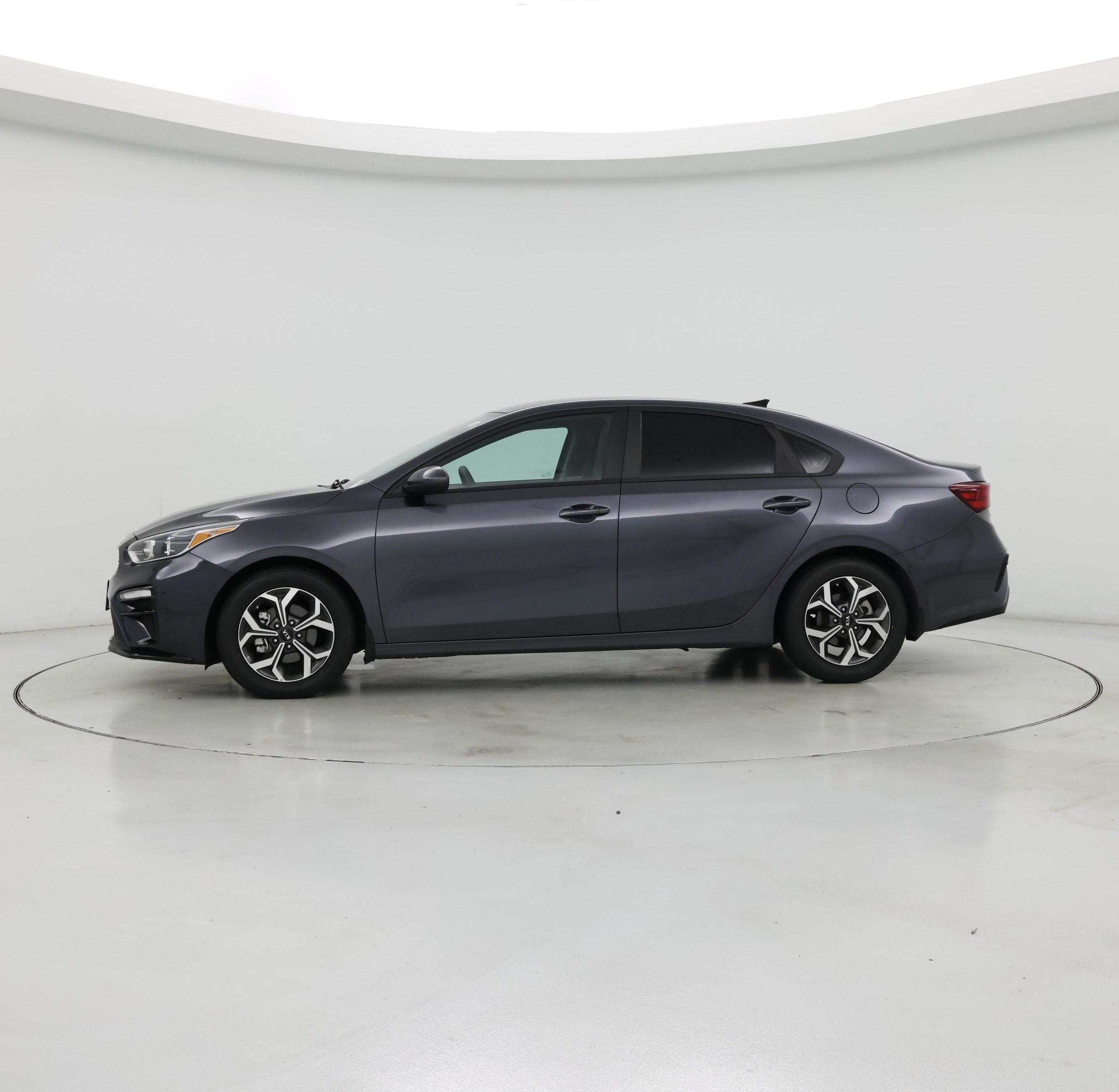 Thumbnail: 2021 Kia Forte - 3