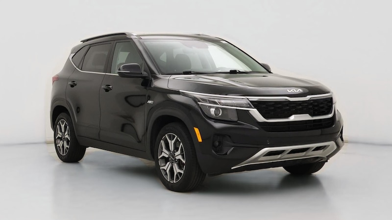 2022 Kia Seltos EX Hero Image