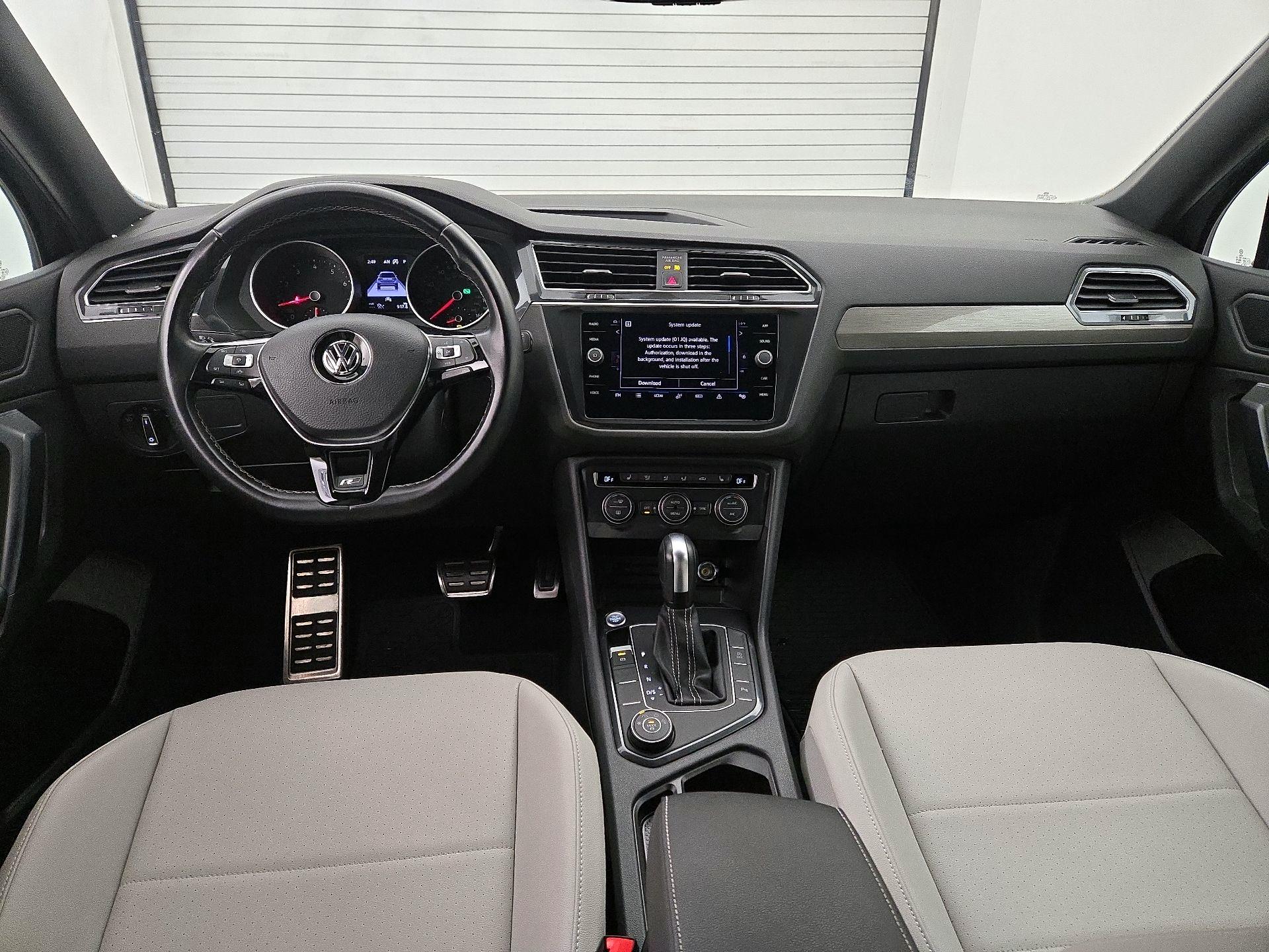 Thumbnail: 2021 Volkswagen Tiguan - 9