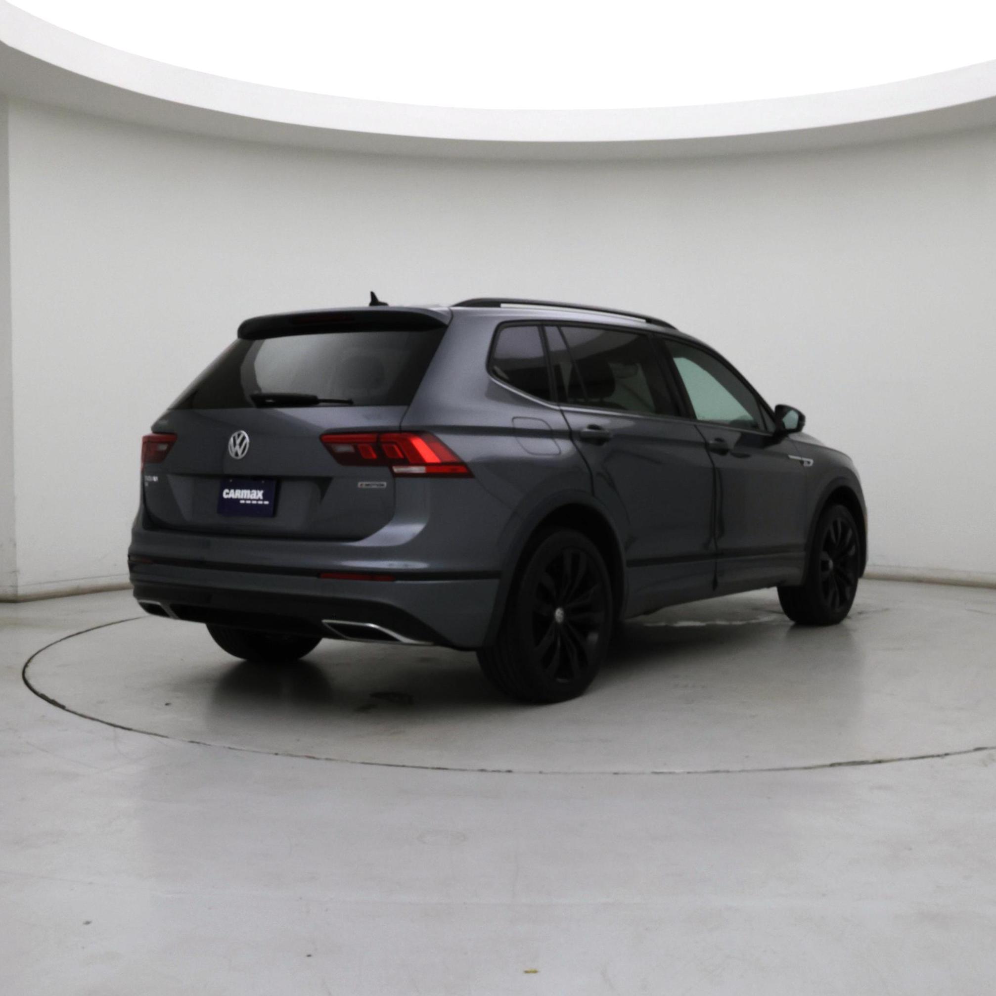 Thumbnail: 2021 Volkswagen Tiguan - 8