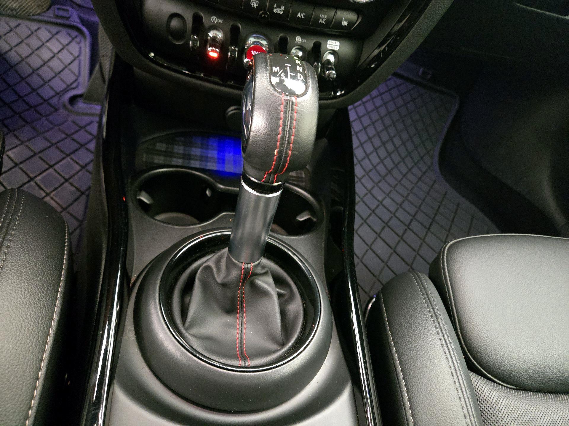 Thumbnail: 2019 MINI Cooper Clubman - 16
