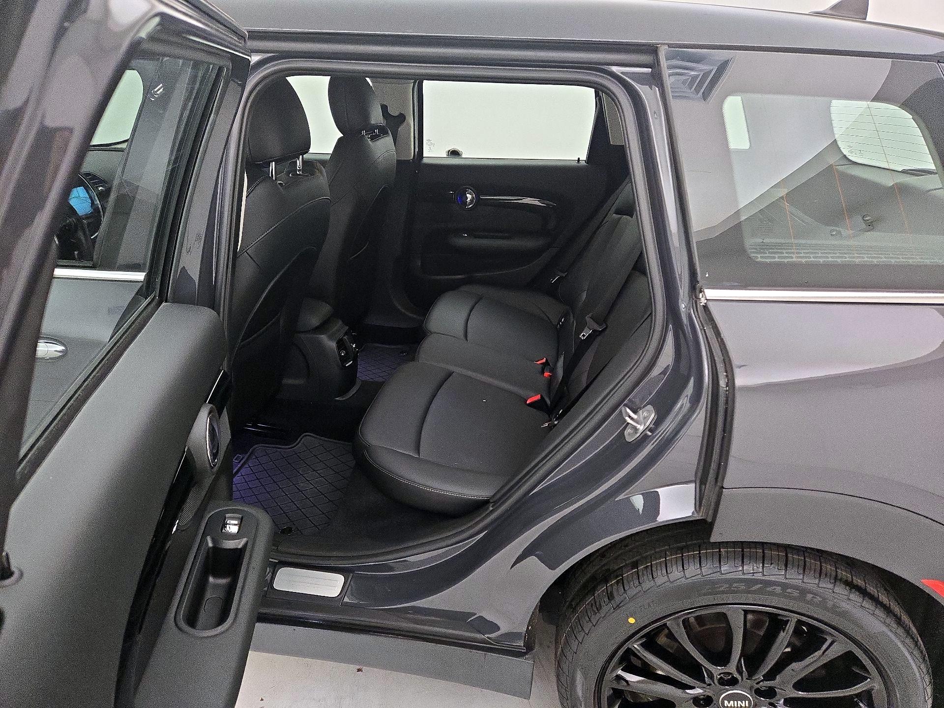 Thumbnail: 2019 MINI Cooper Clubman - 17