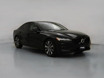 2022 Volvo S60 B5 Momentum -
                  Newark, DE
