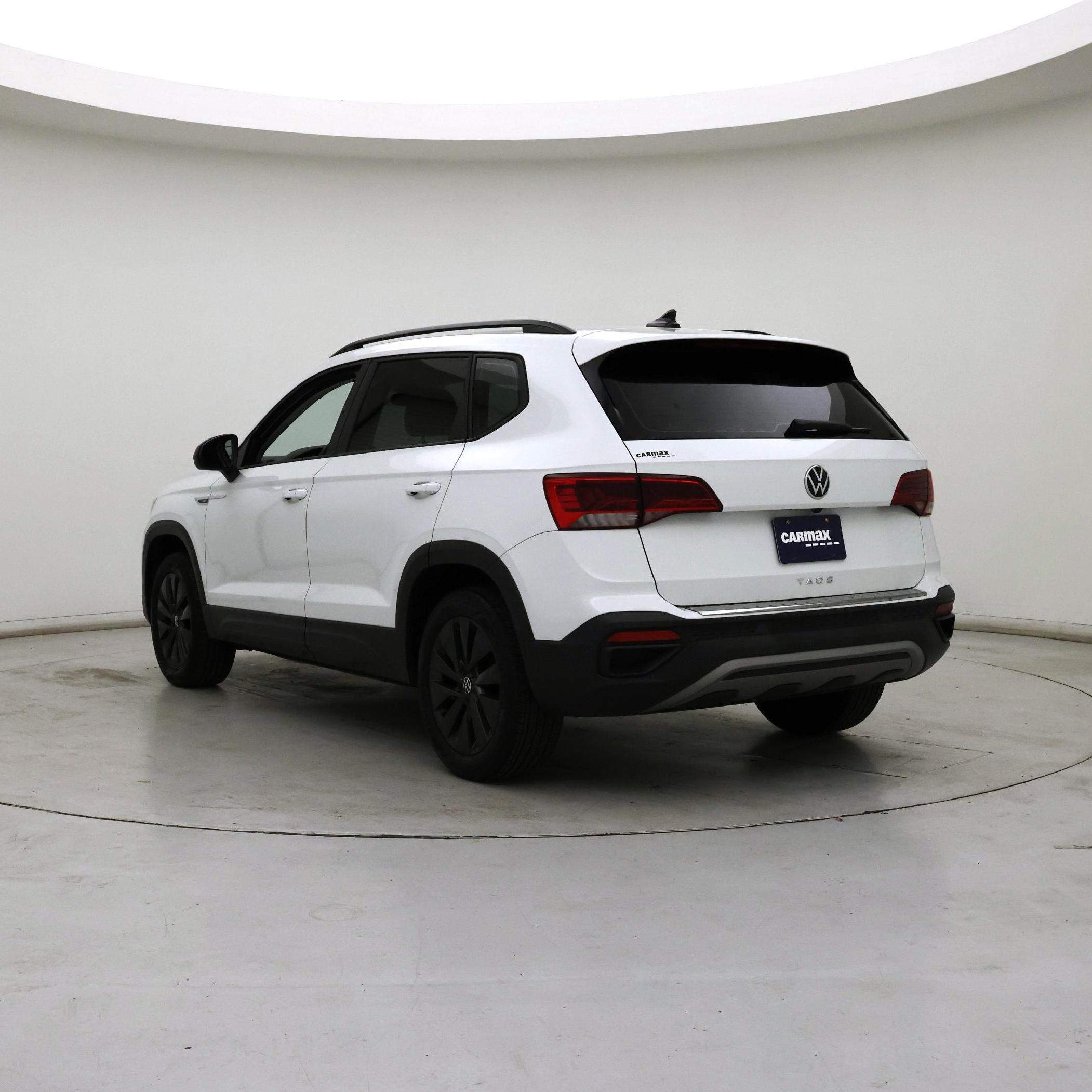 Thumbnail: 2023 Volkswagen Taos - 2