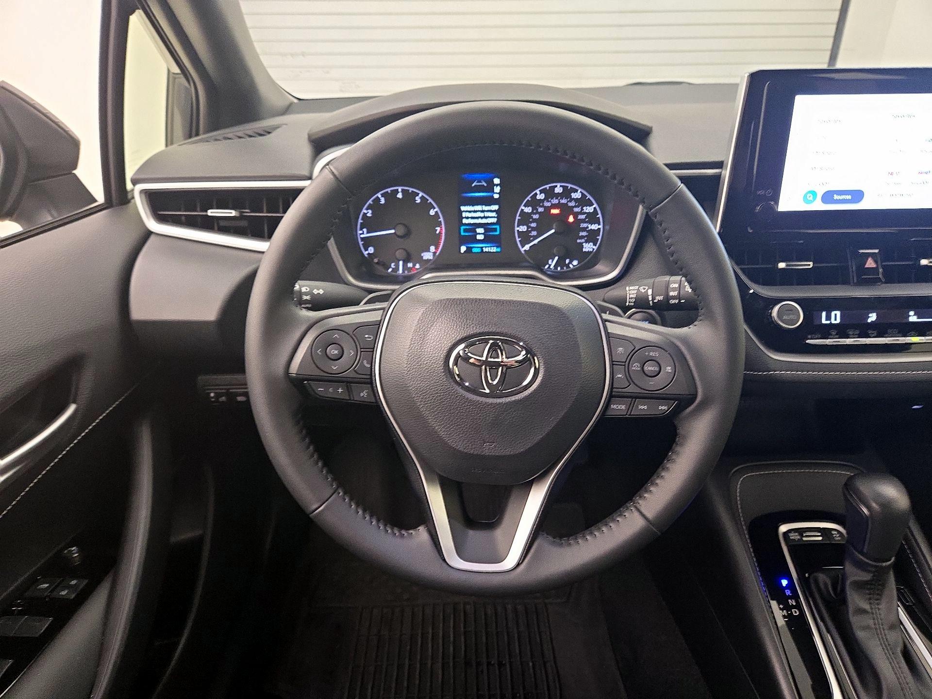 Thumbnail: 2025 Toyota Corolla - 10