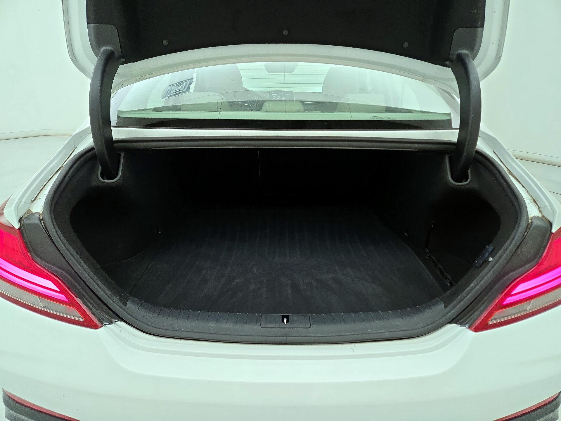 Thumbnail: 2021 Genesis G70 - 20