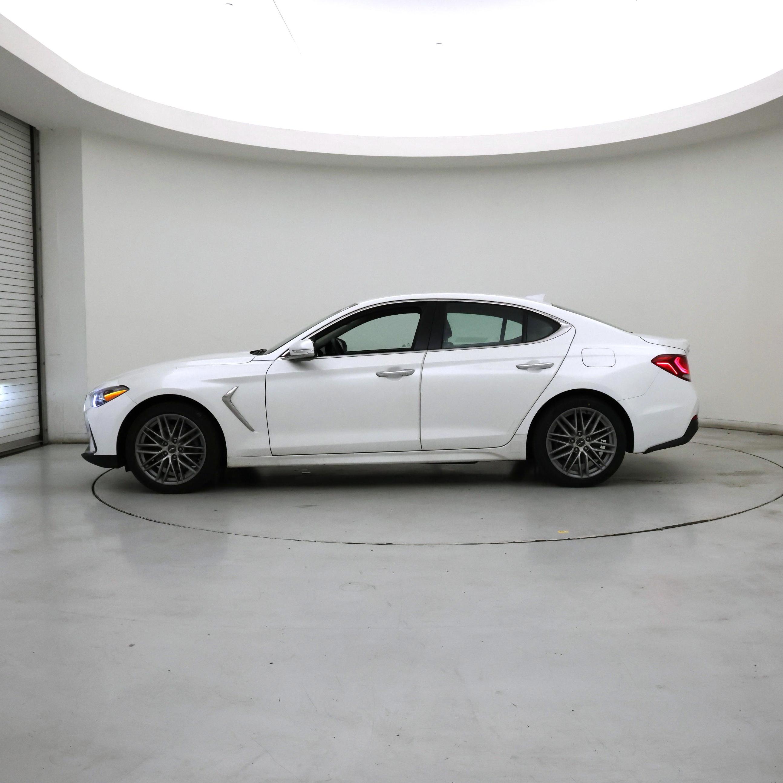 Thumbnail: 2021 Genesis G70 - 3