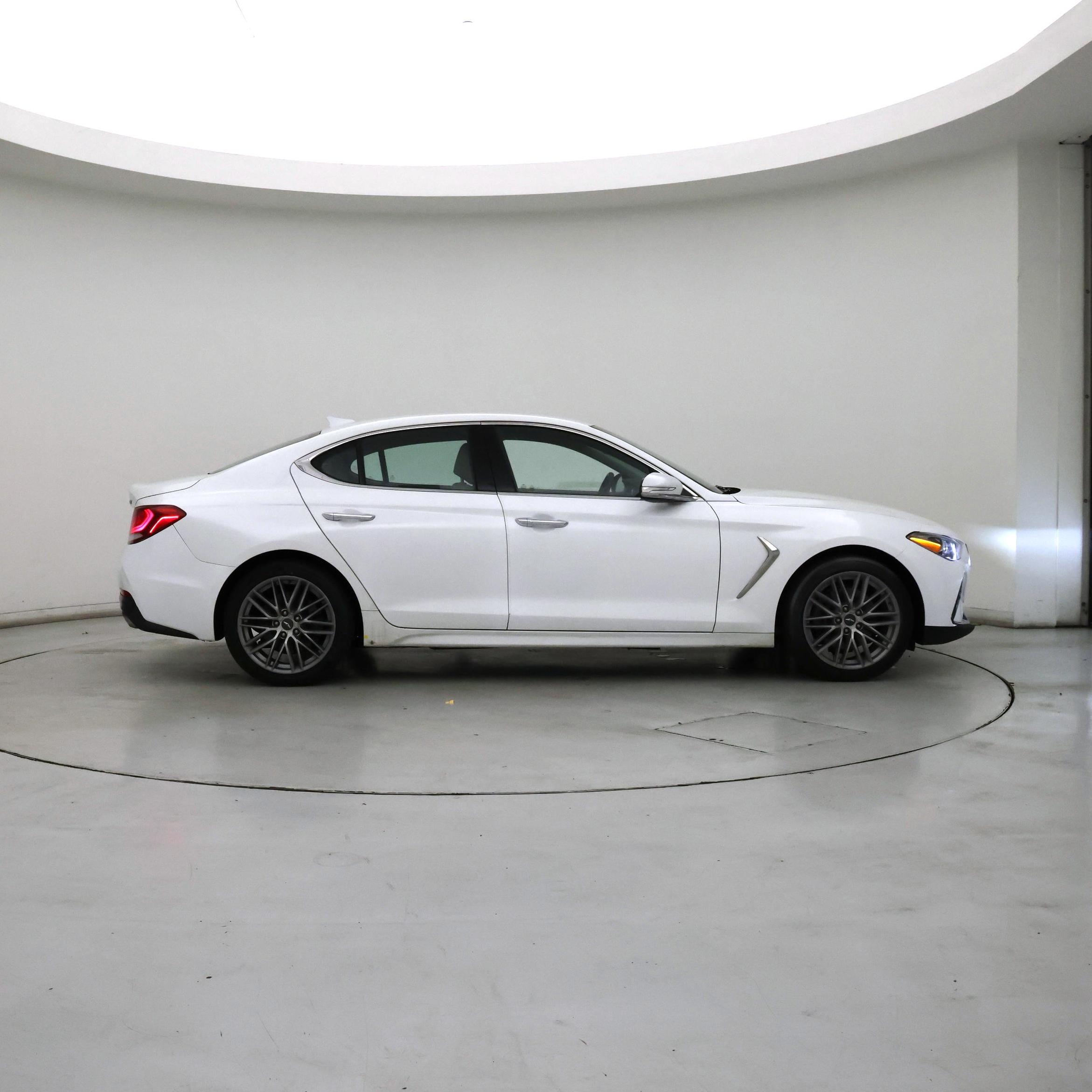 Thumbnail: 2021 Genesis G70 - 7