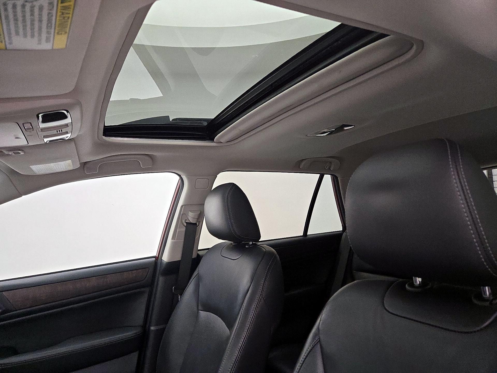 Thumbnail: 2015 Subaru Outback - 19