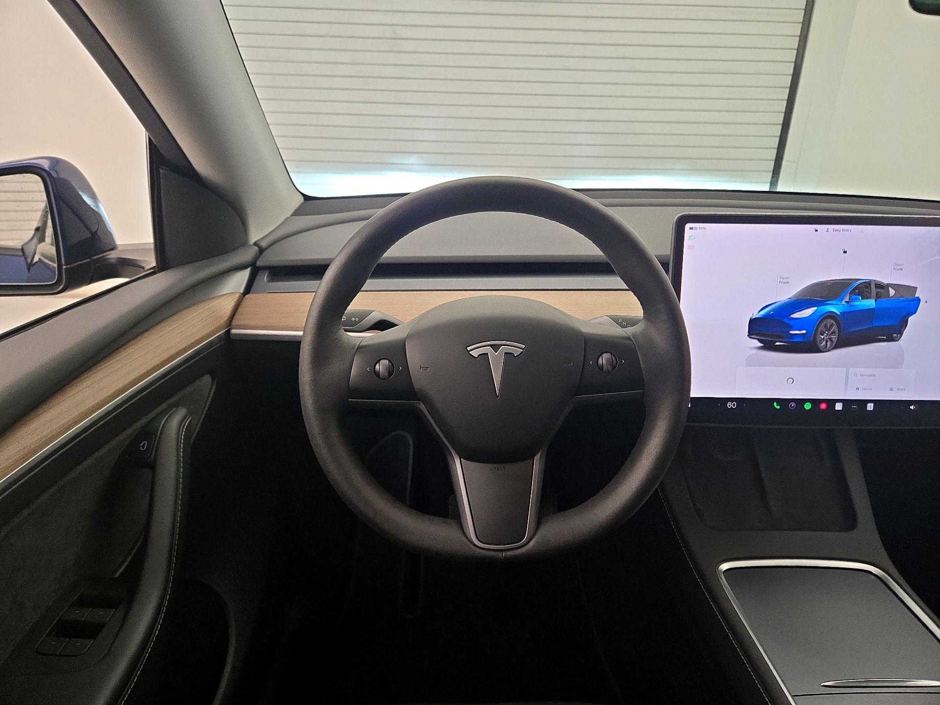 Thumbnail: 2023 Tesla Model Y - 10