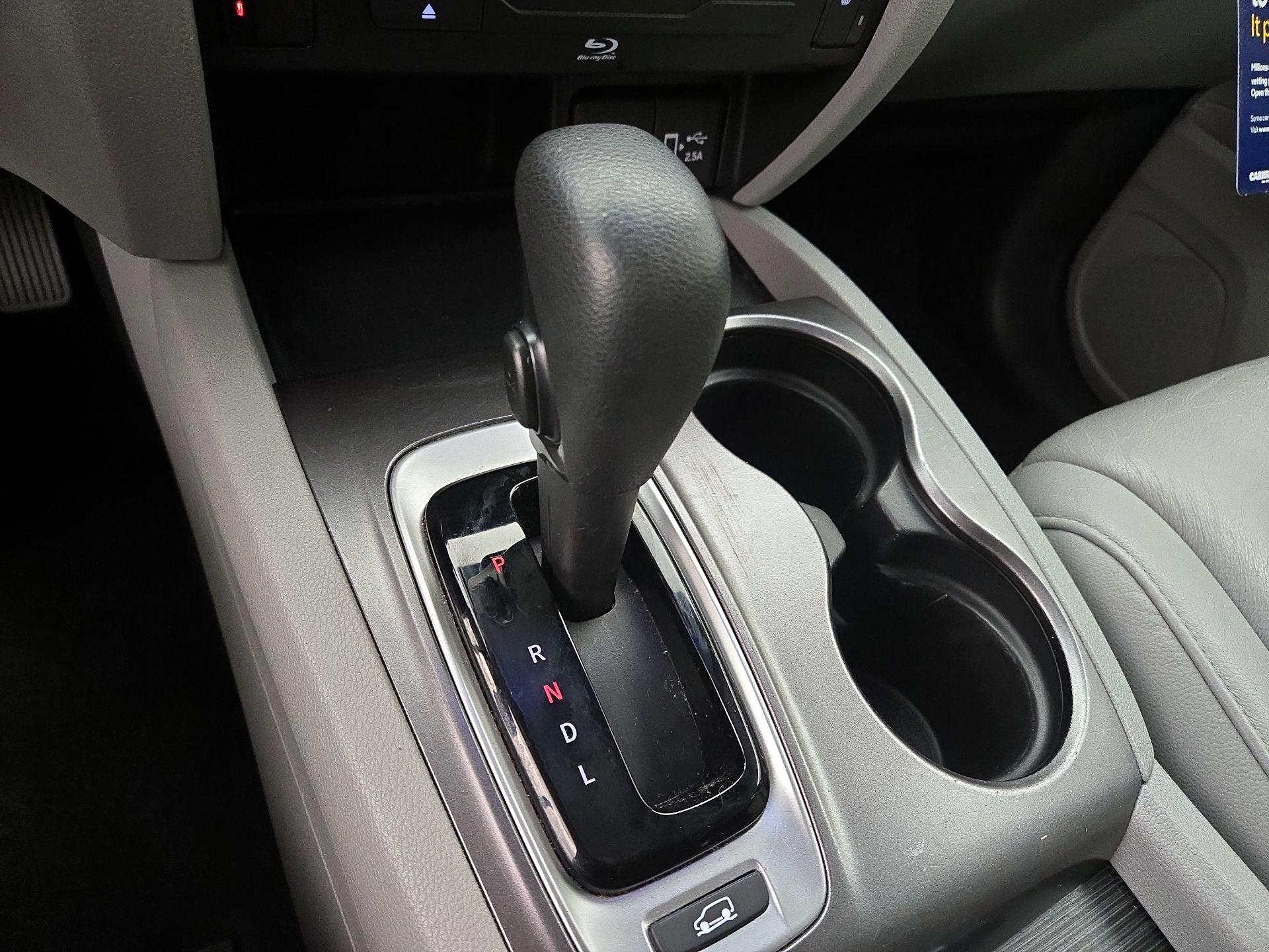 Thumbnail: 2019 Honda Pilot - 17