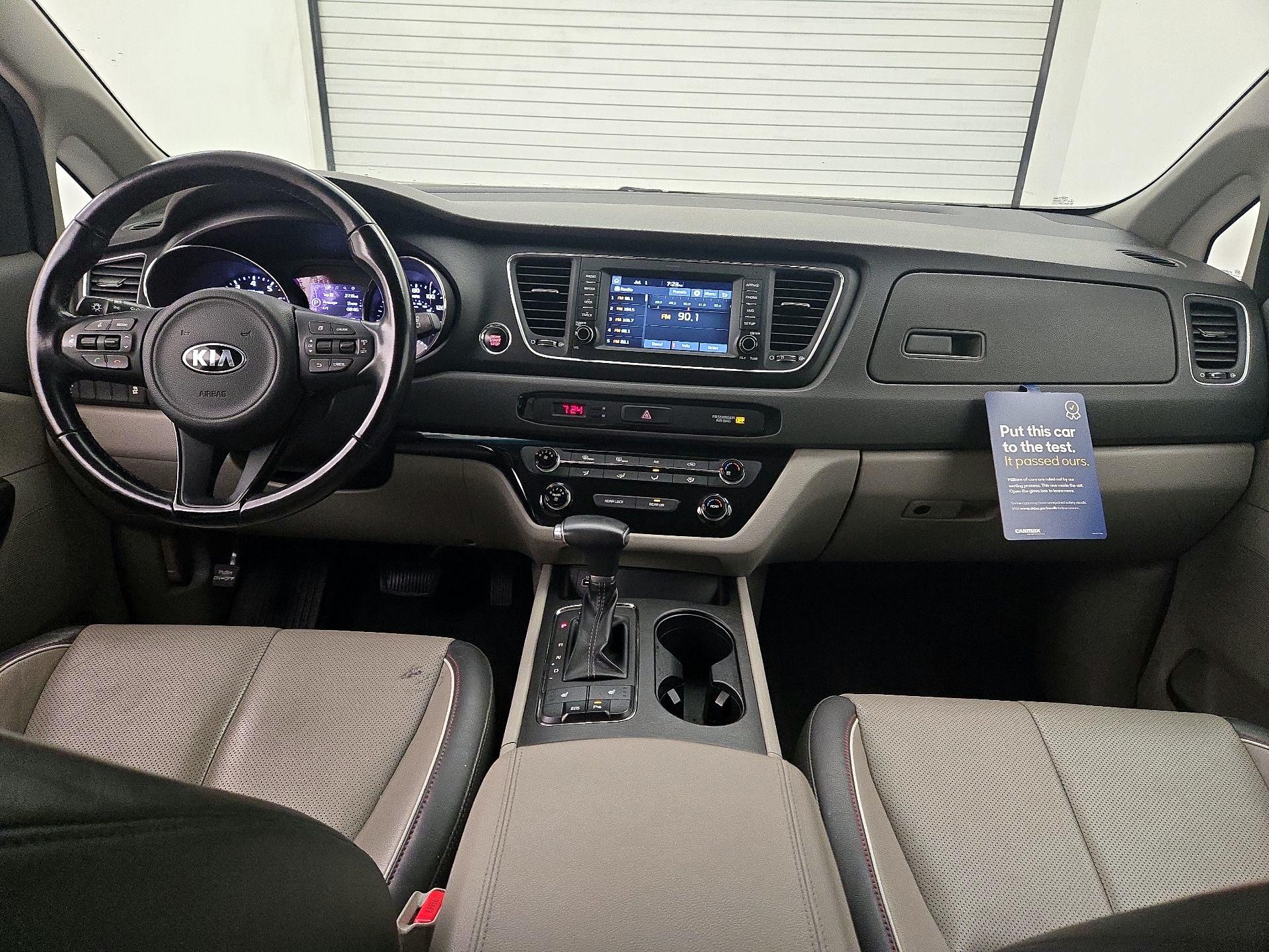 Thumbnail: 2017 Kia Sedona - 9