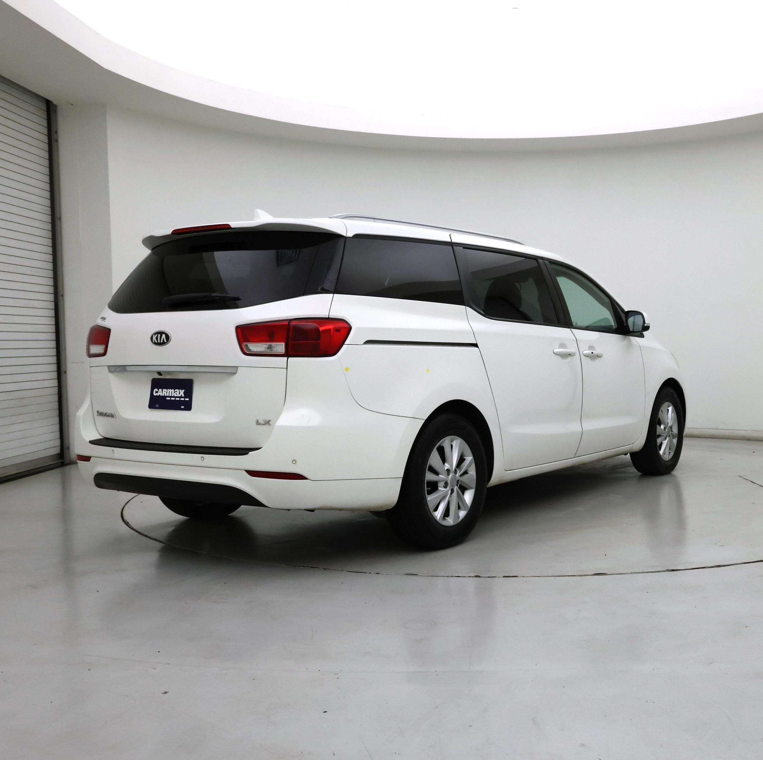 Thumbnail: 2017 Kia Sedona - 8