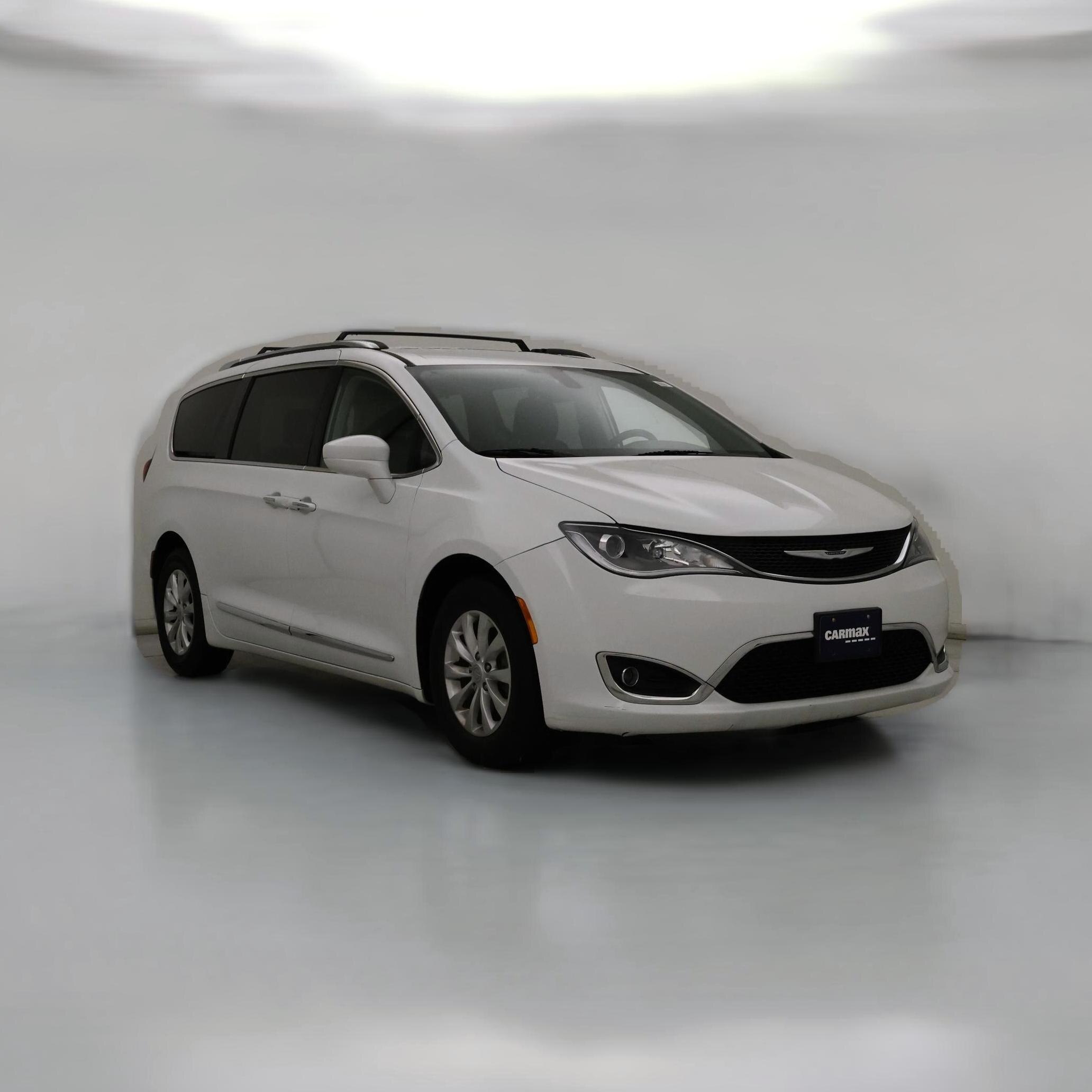Thumbnail: 2019 Chrysler Pacifica - 1