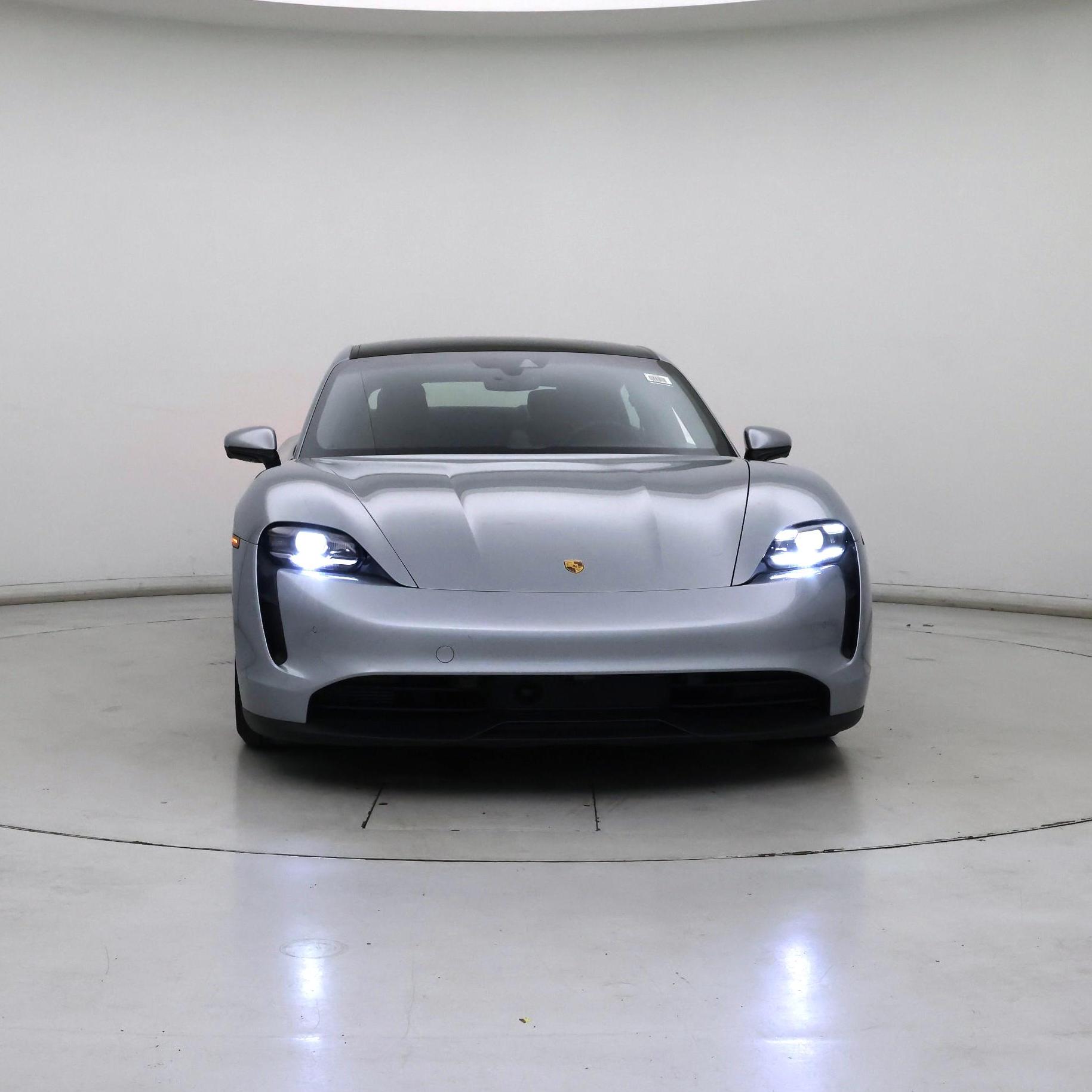 Thumbnail: 2020 Porsche Taycan - 5
