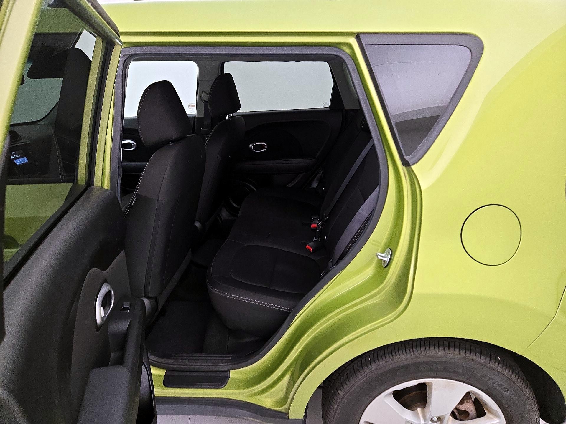 Thumbnail: 2019 Kia Soul - 17