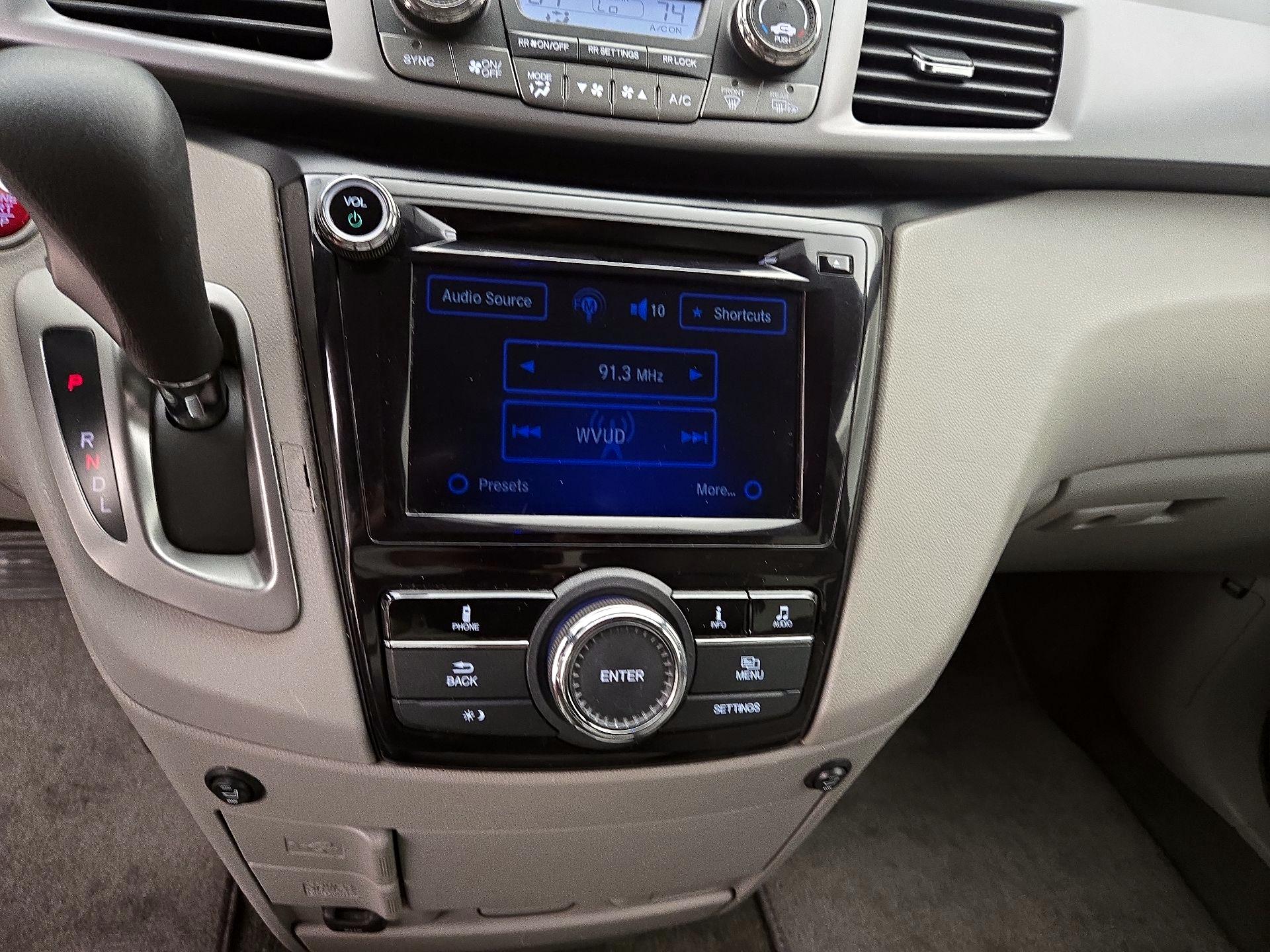 Thumbnail: 2014 Honda Odyssey - 15