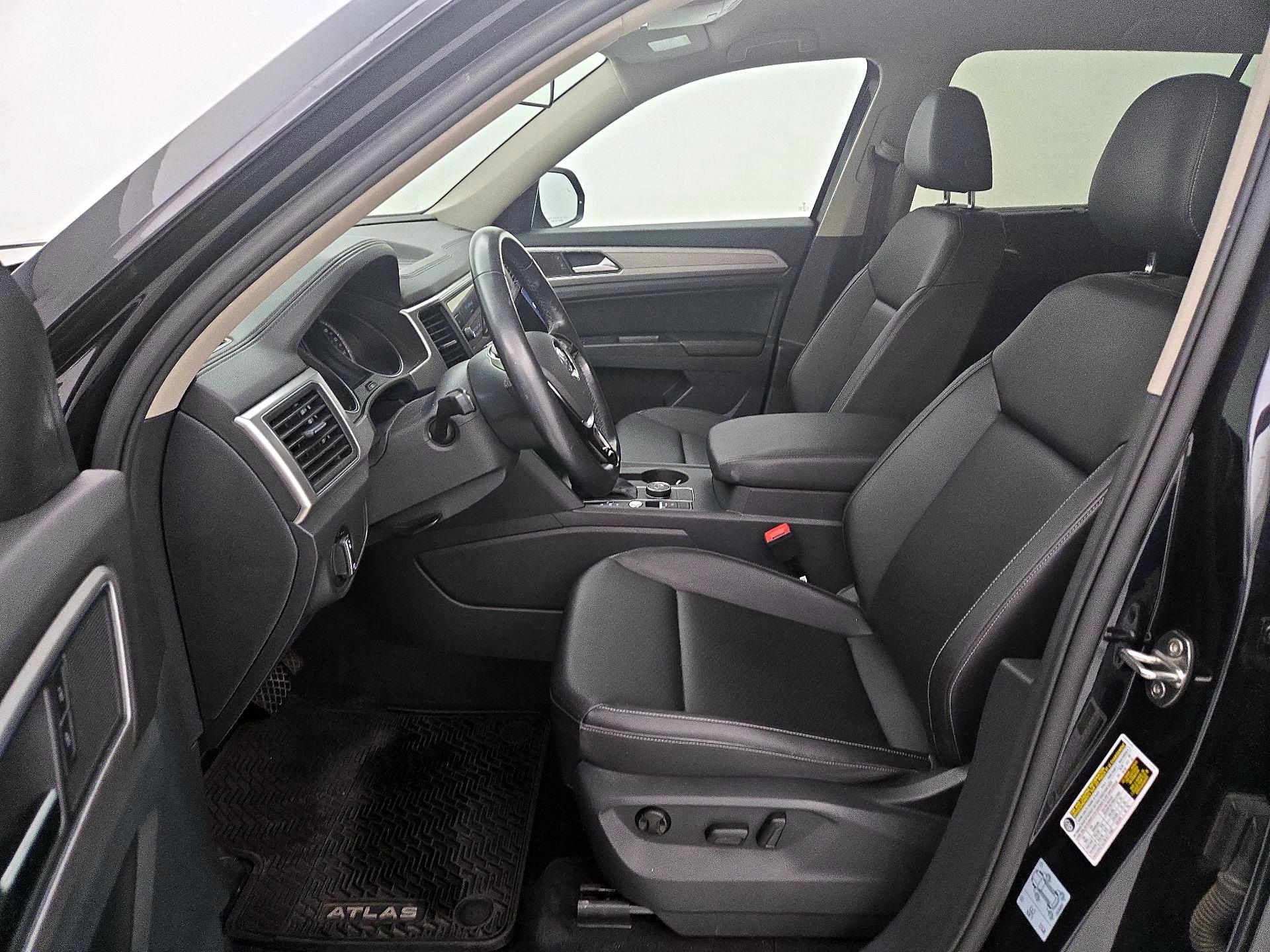 Thumbnail: 2018 Volkswagen Atlas - 11