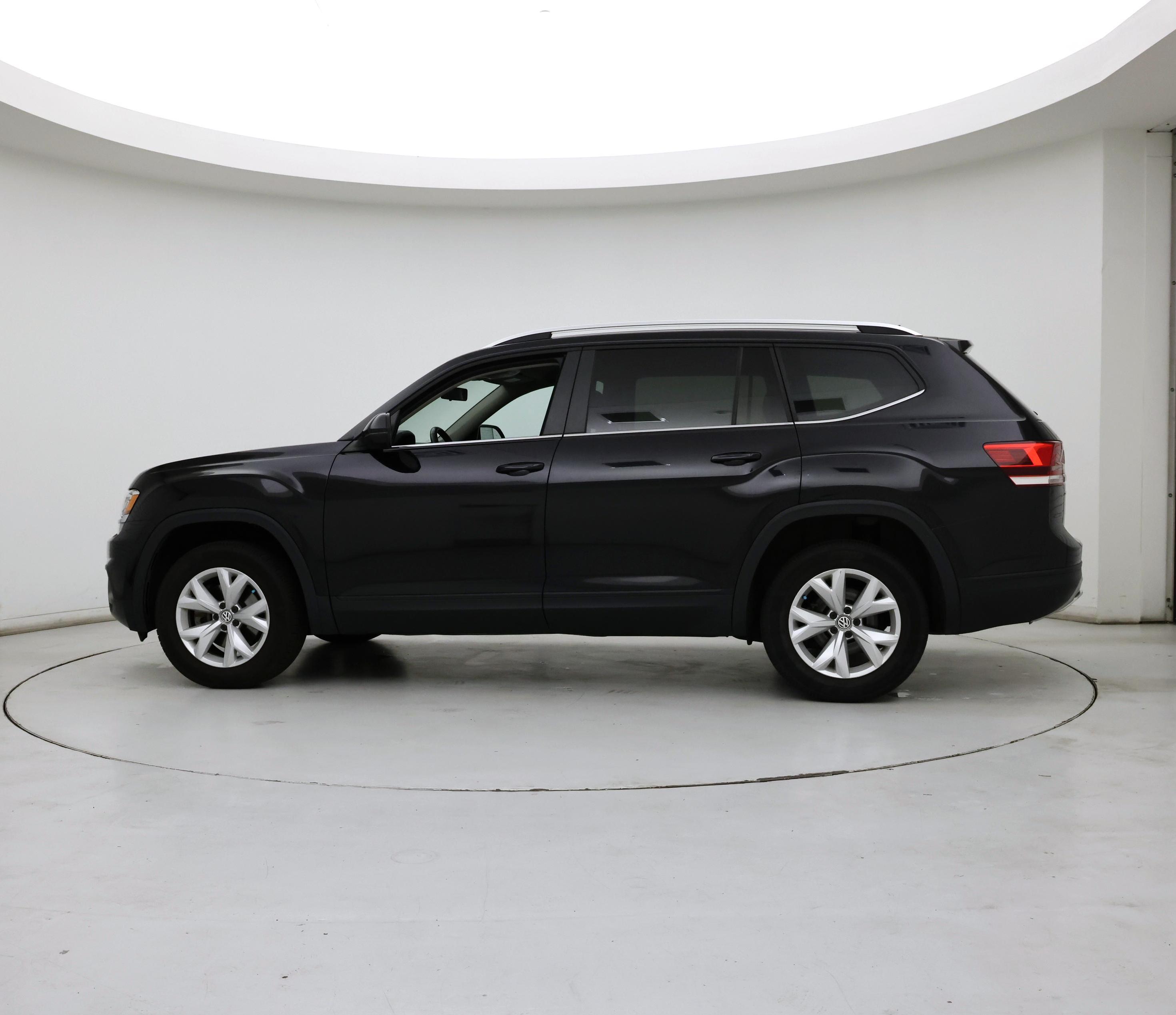 Thumbnail: 2018 Volkswagen Atlas - 3