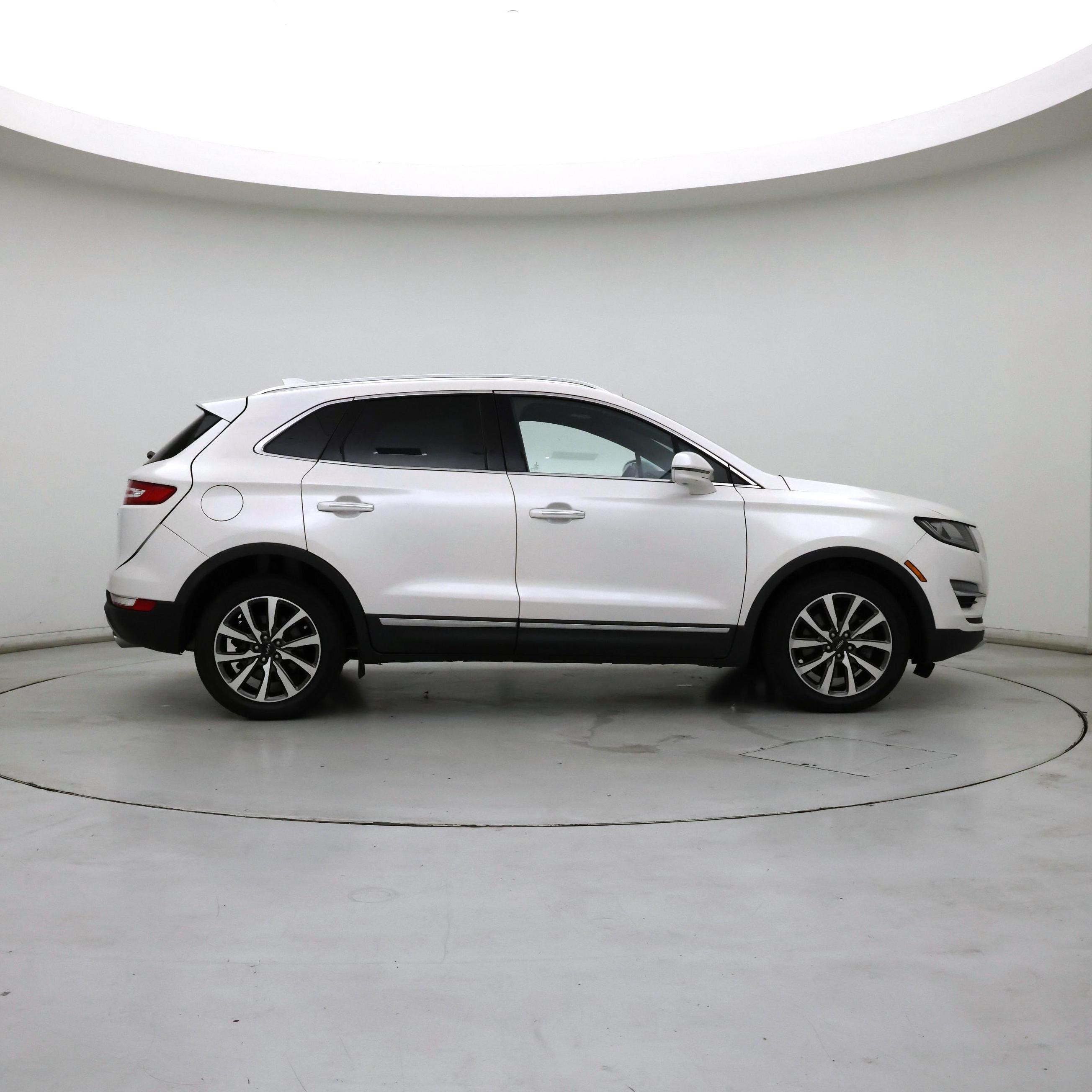 Thumbnail: 2019 Lincoln MKC - 7