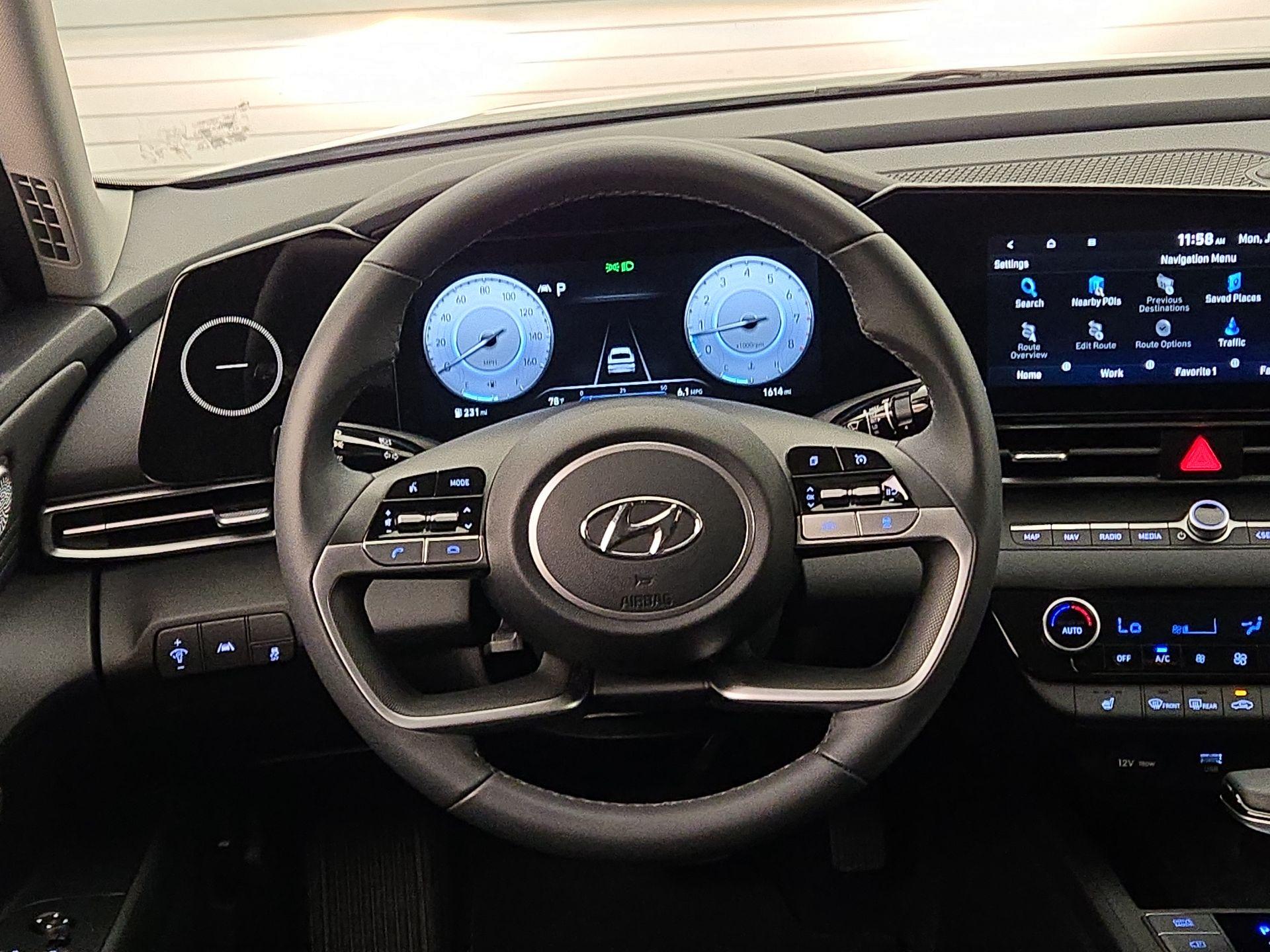 Thumbnail: 2023 Hyundai Elantra - 10