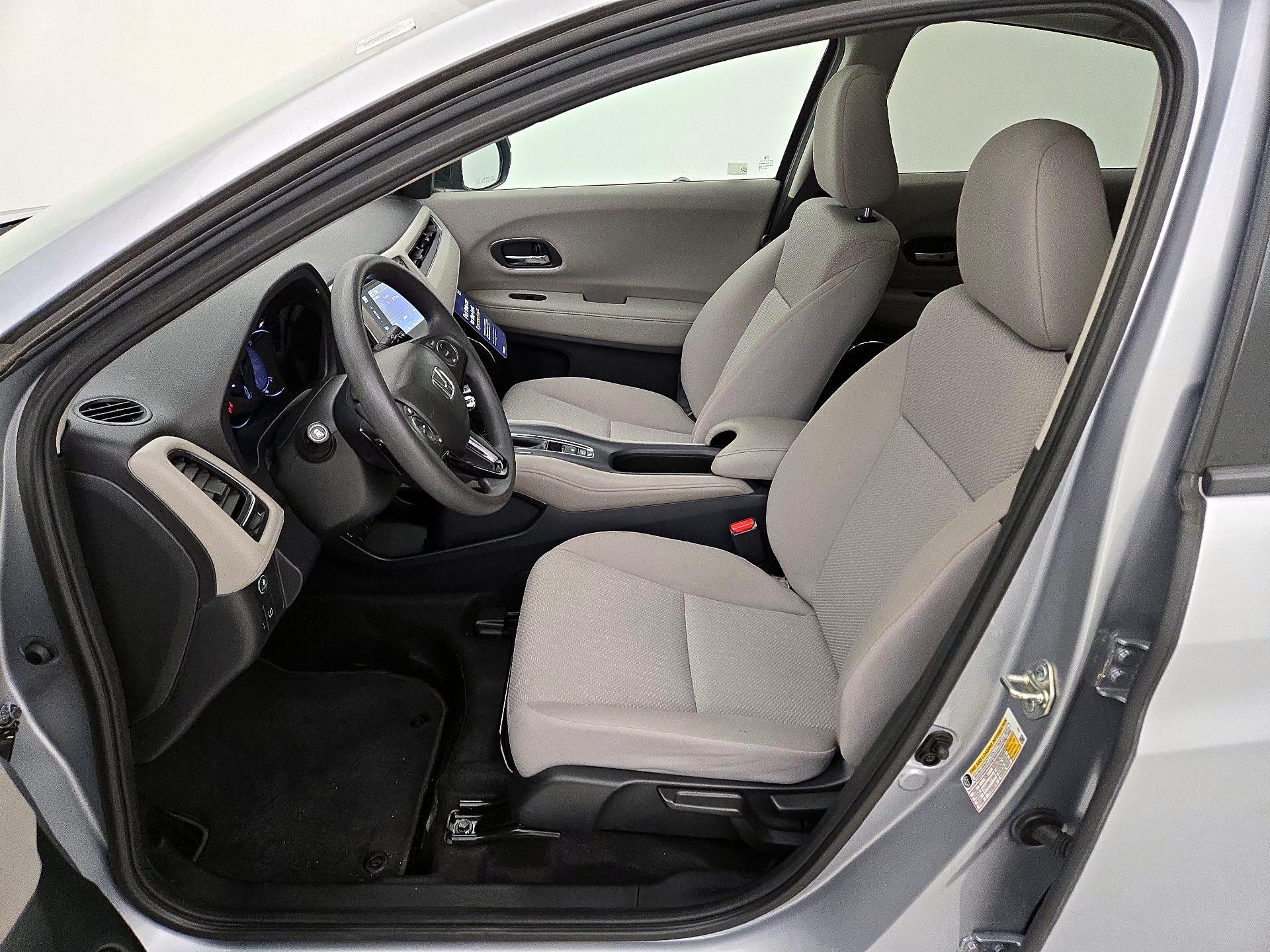 Thumbnail: 2018 Honda HR-V - 11