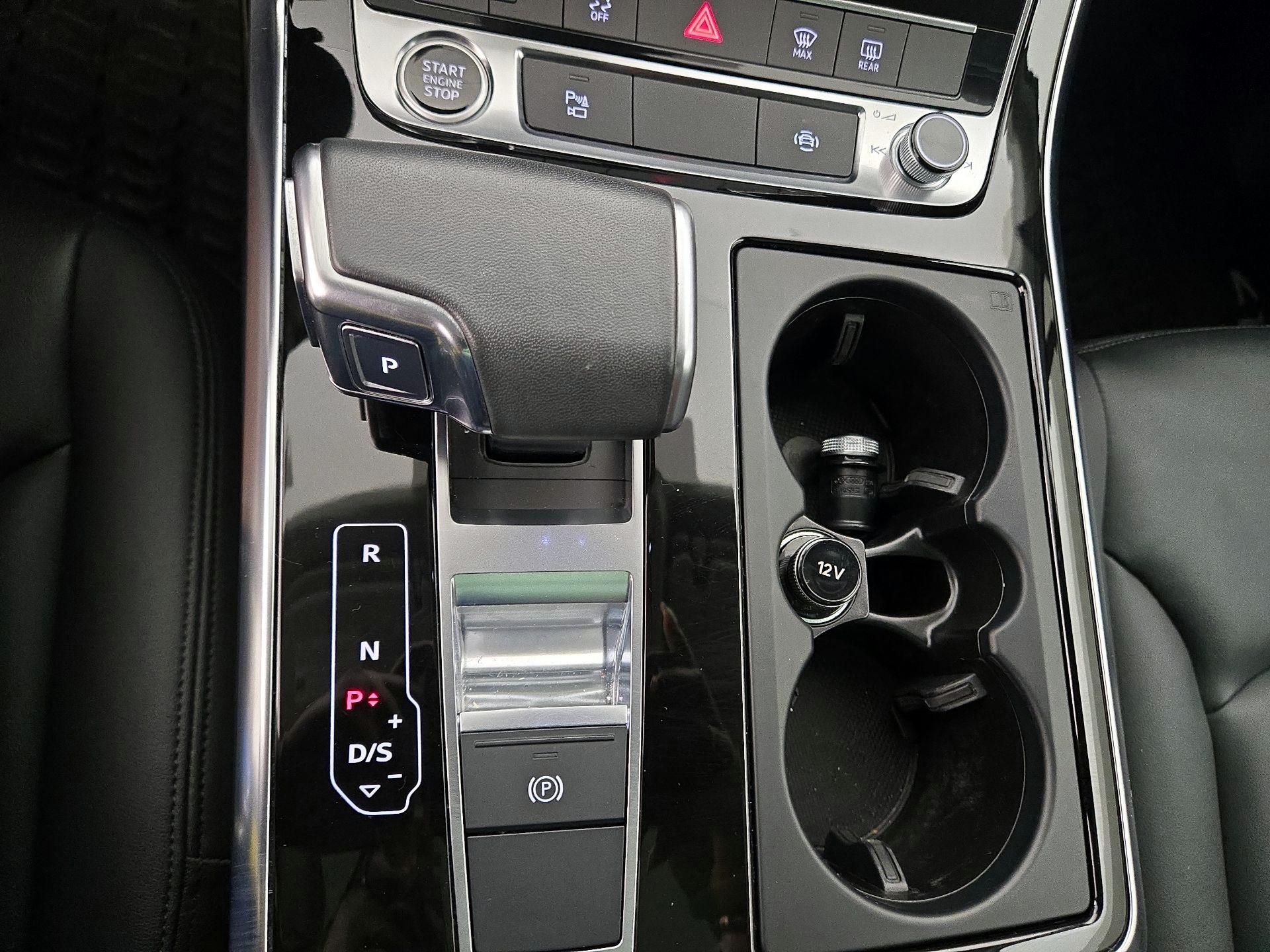 Thumbnail: 2022 Audi Q7 - 18