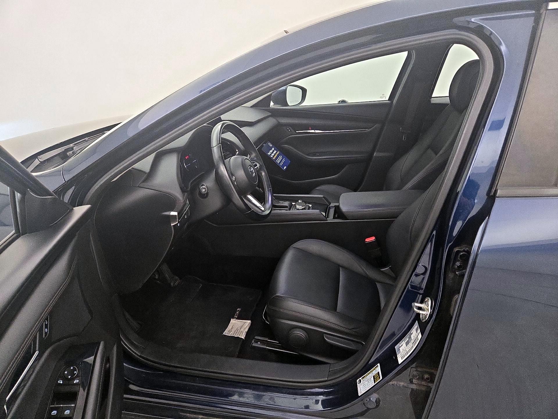 Thumbnail: 2019 Mazda Mazda3 - 11