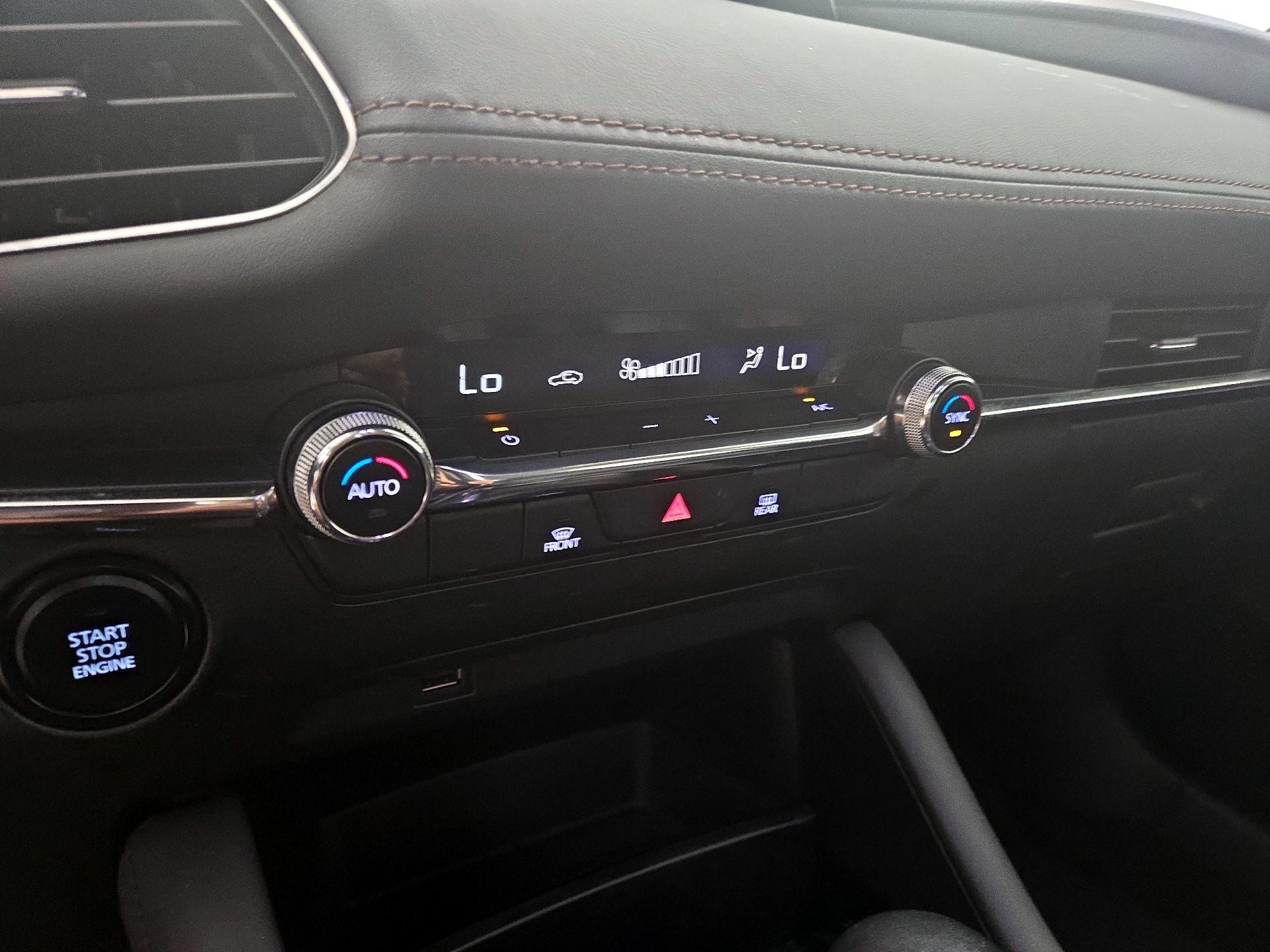 Thumbnail: 2019 Mazda Mazda3 - 17