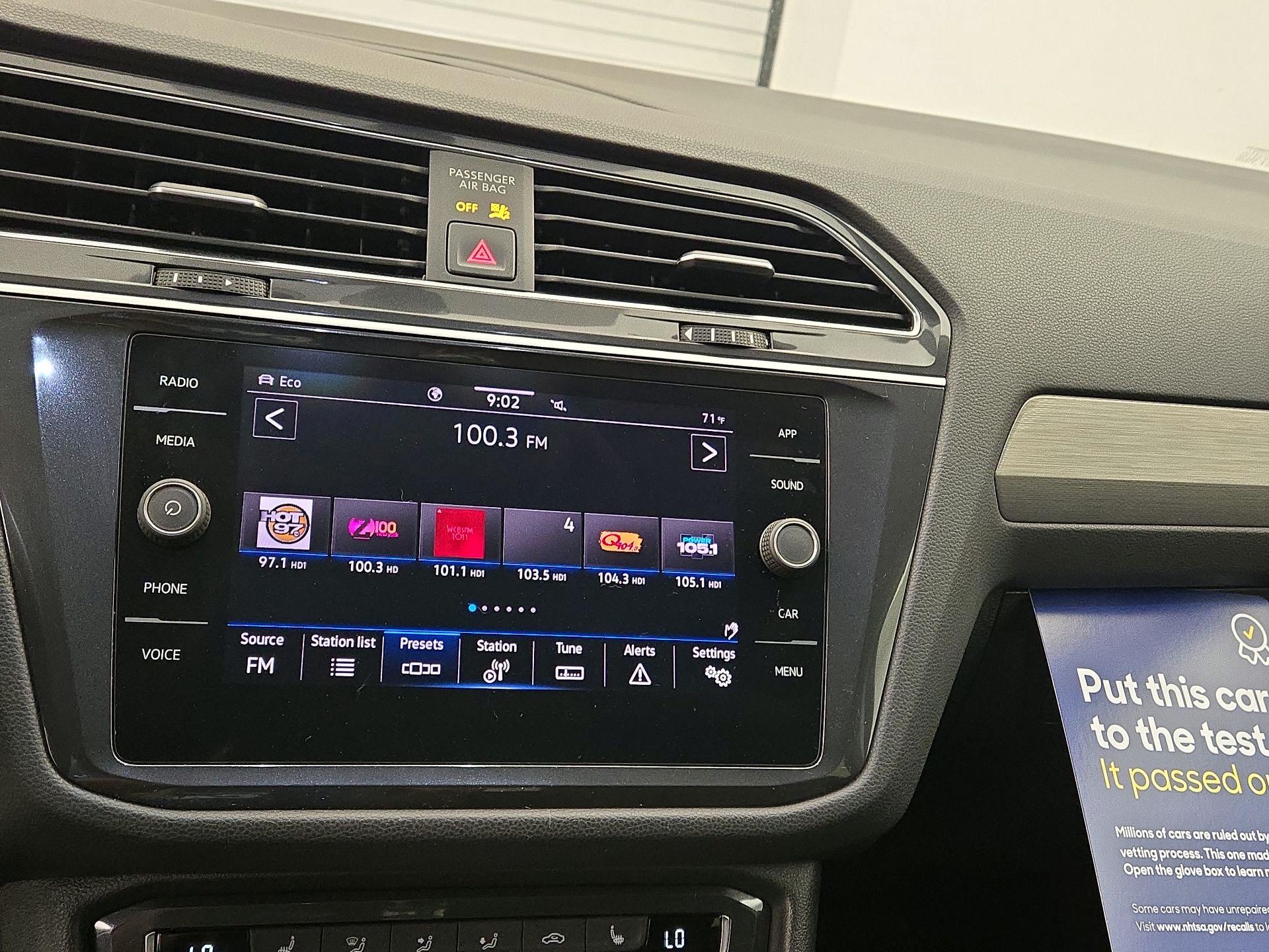 Thumbnail: 2021 Volkswagen Tiguan - 15