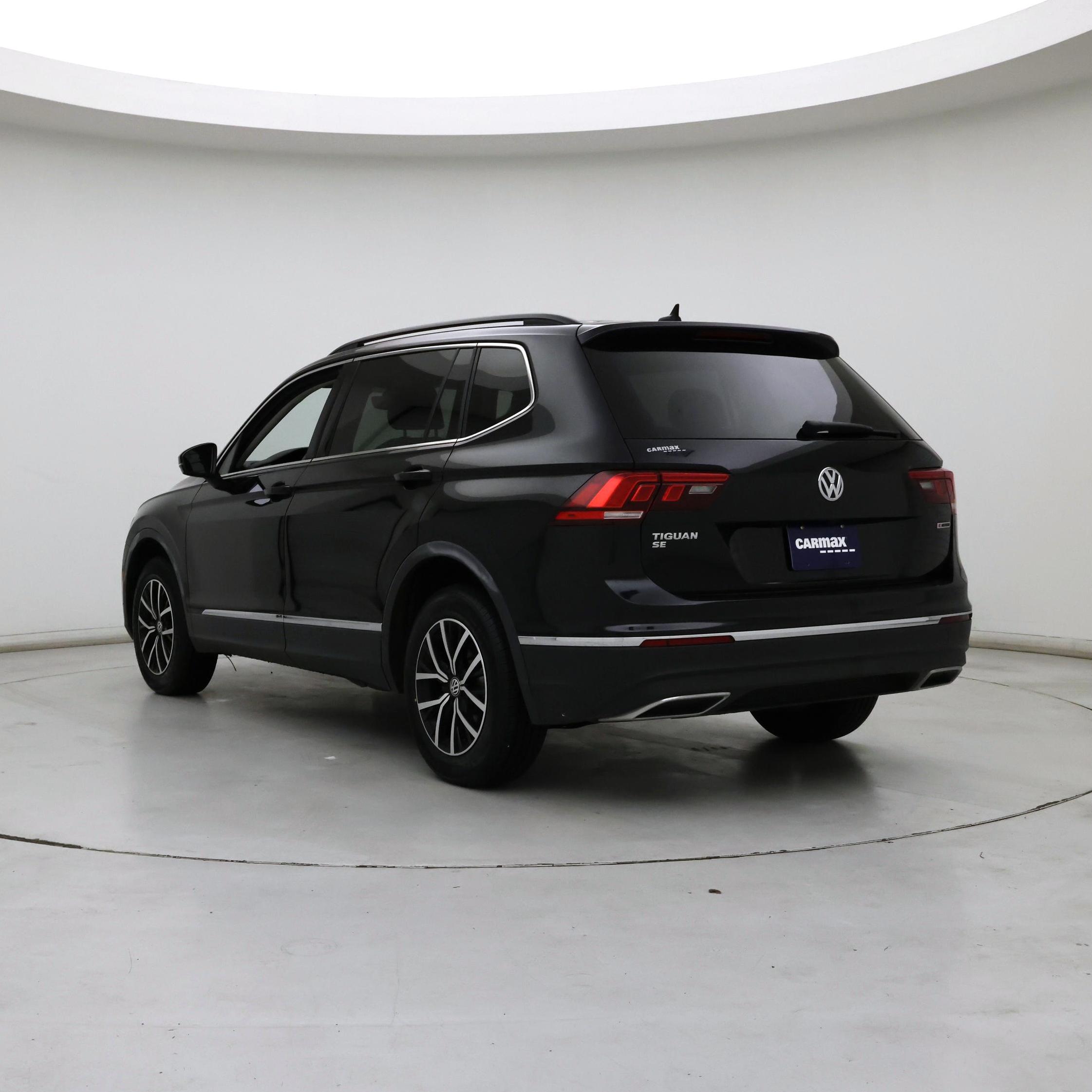 Thumbnail: 2021 Volkswagen Tiguan - 2