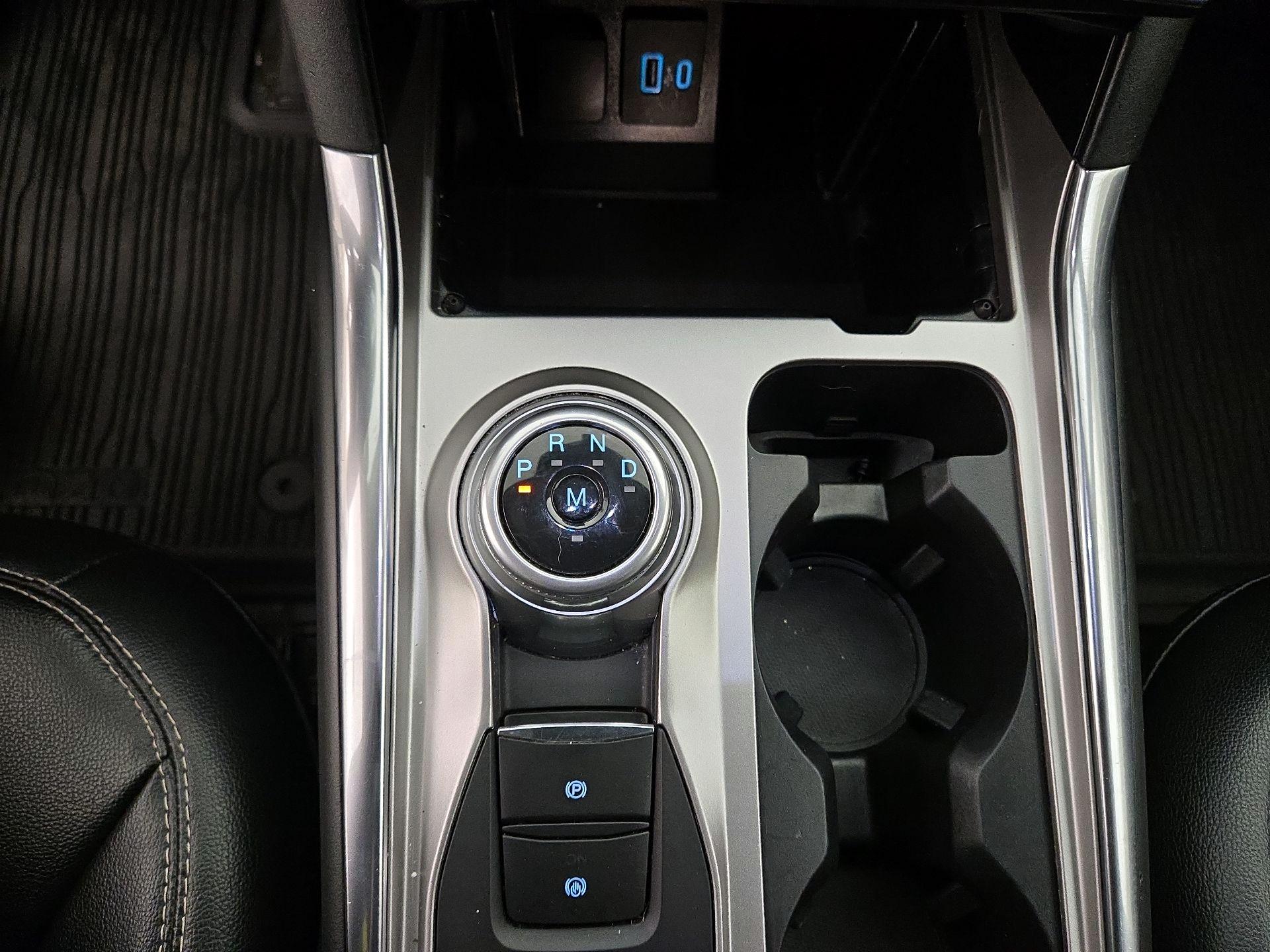 Thumbnail: 2020 Ford Explorer - 18