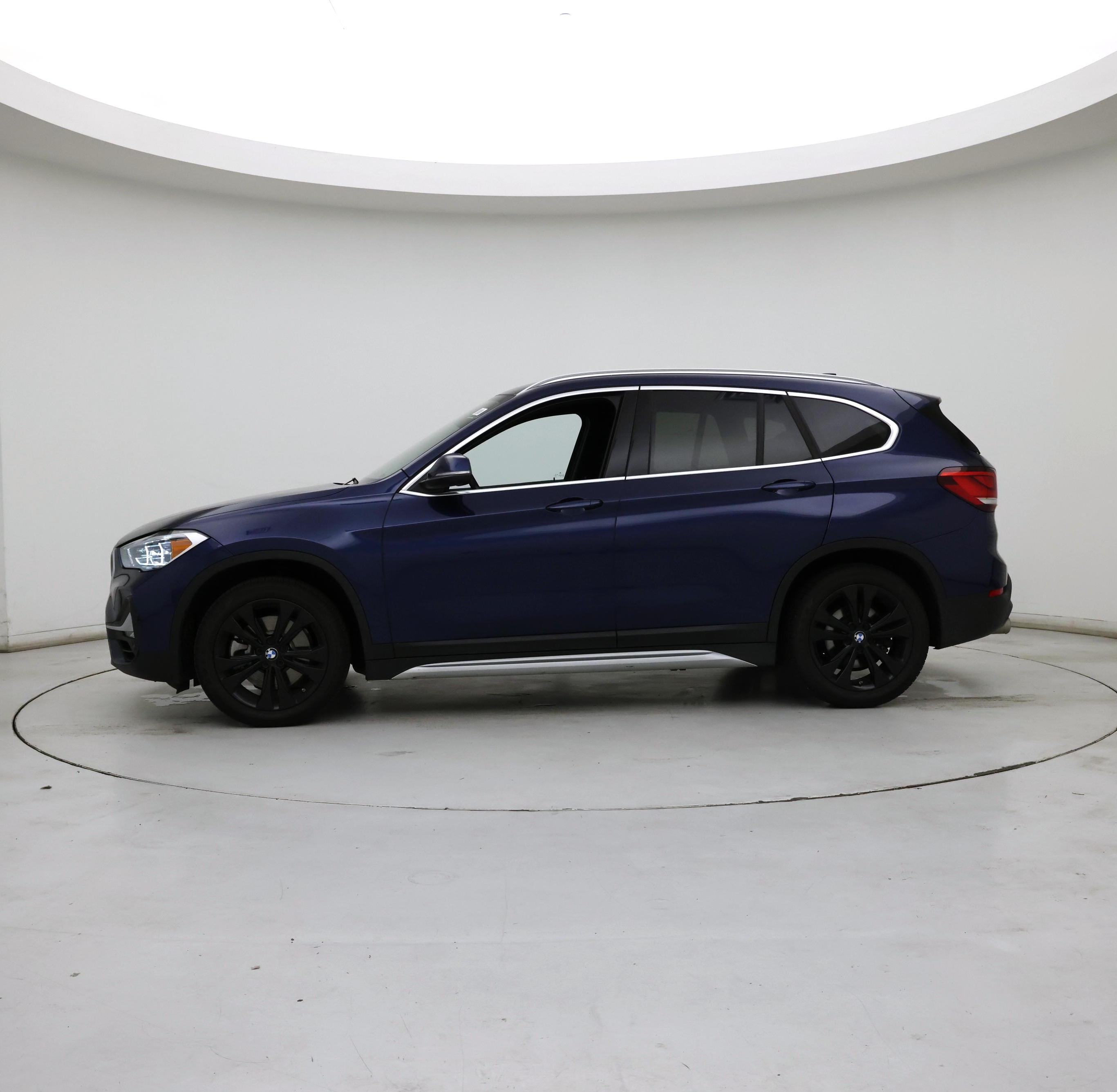 Thumbnail: 2020 BMW X1 - 3
