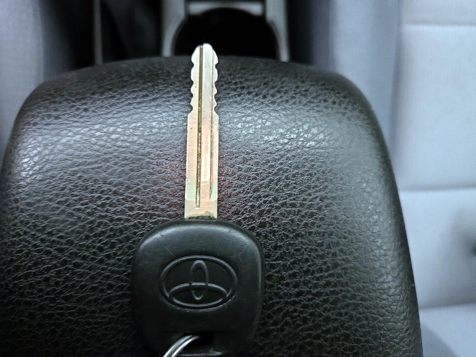 Thumbnail: 2014 Toyota Corolla - 19