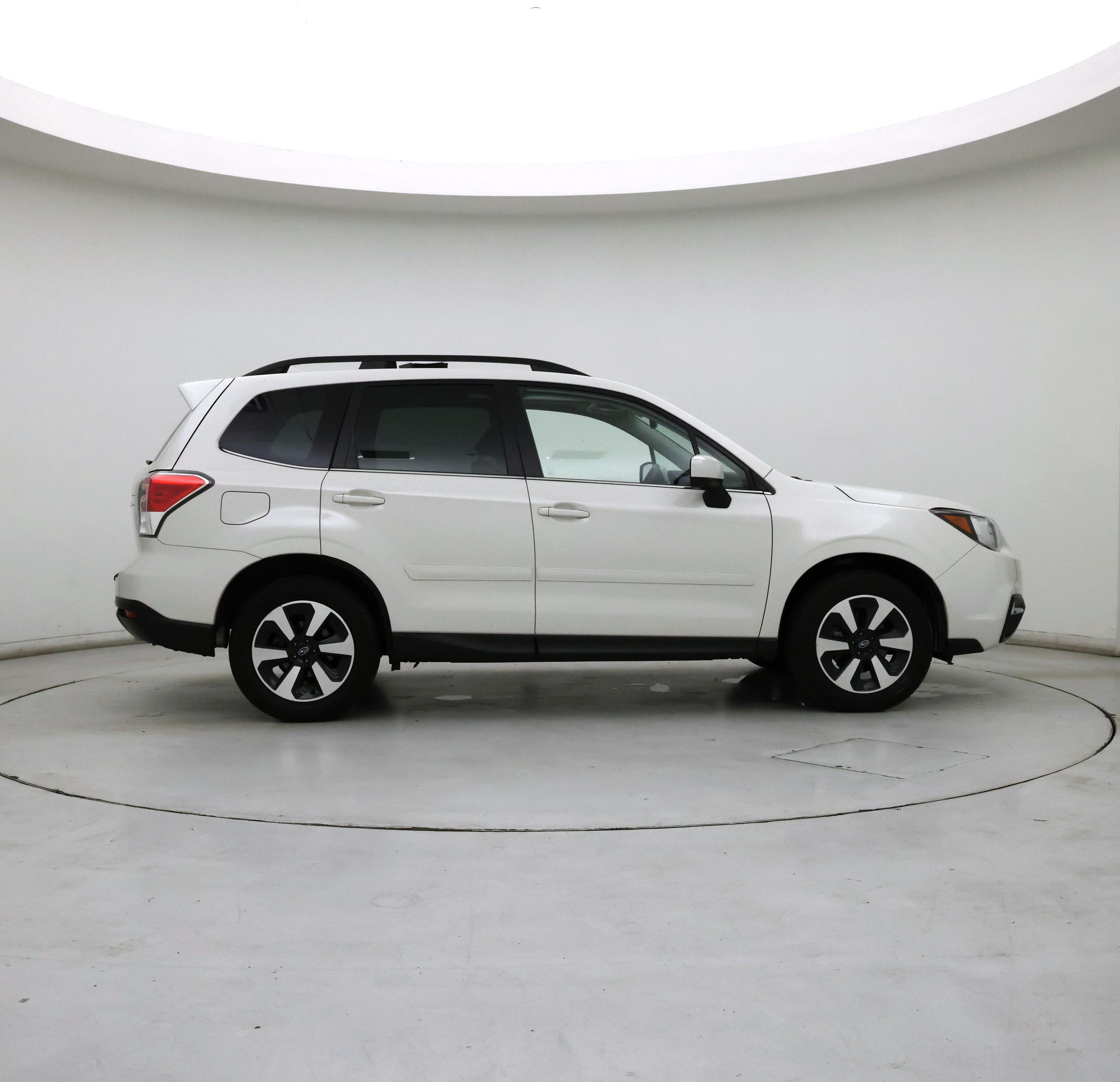 Thumbnail: 2018 Subaru Forester - 7