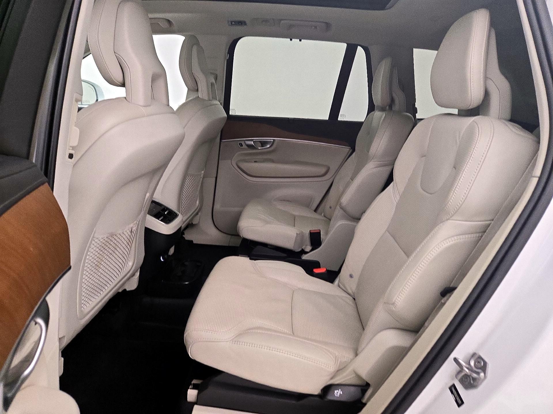 Thumbnail: 2020 Volvo XC90 - 19