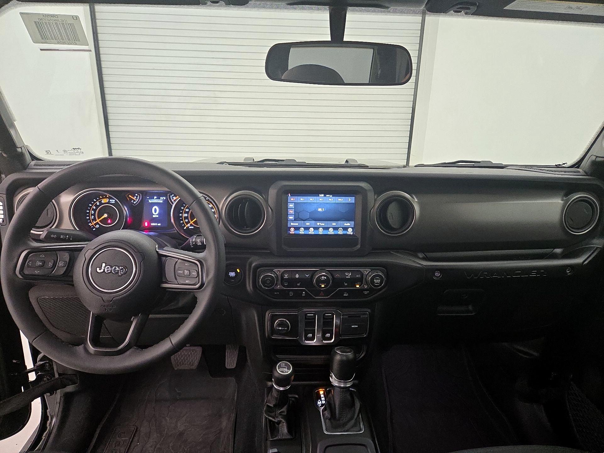 Thumbnail: 2023 Jeep Wrangler - 9