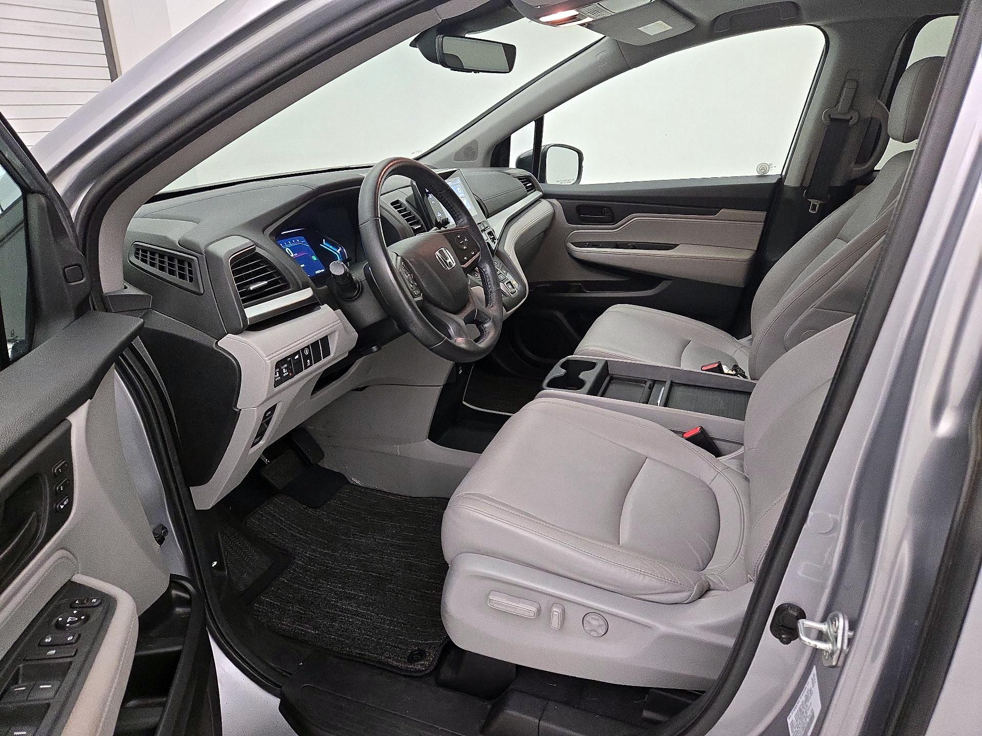 Thumbnail: 2021 Honda Odyssey - 11