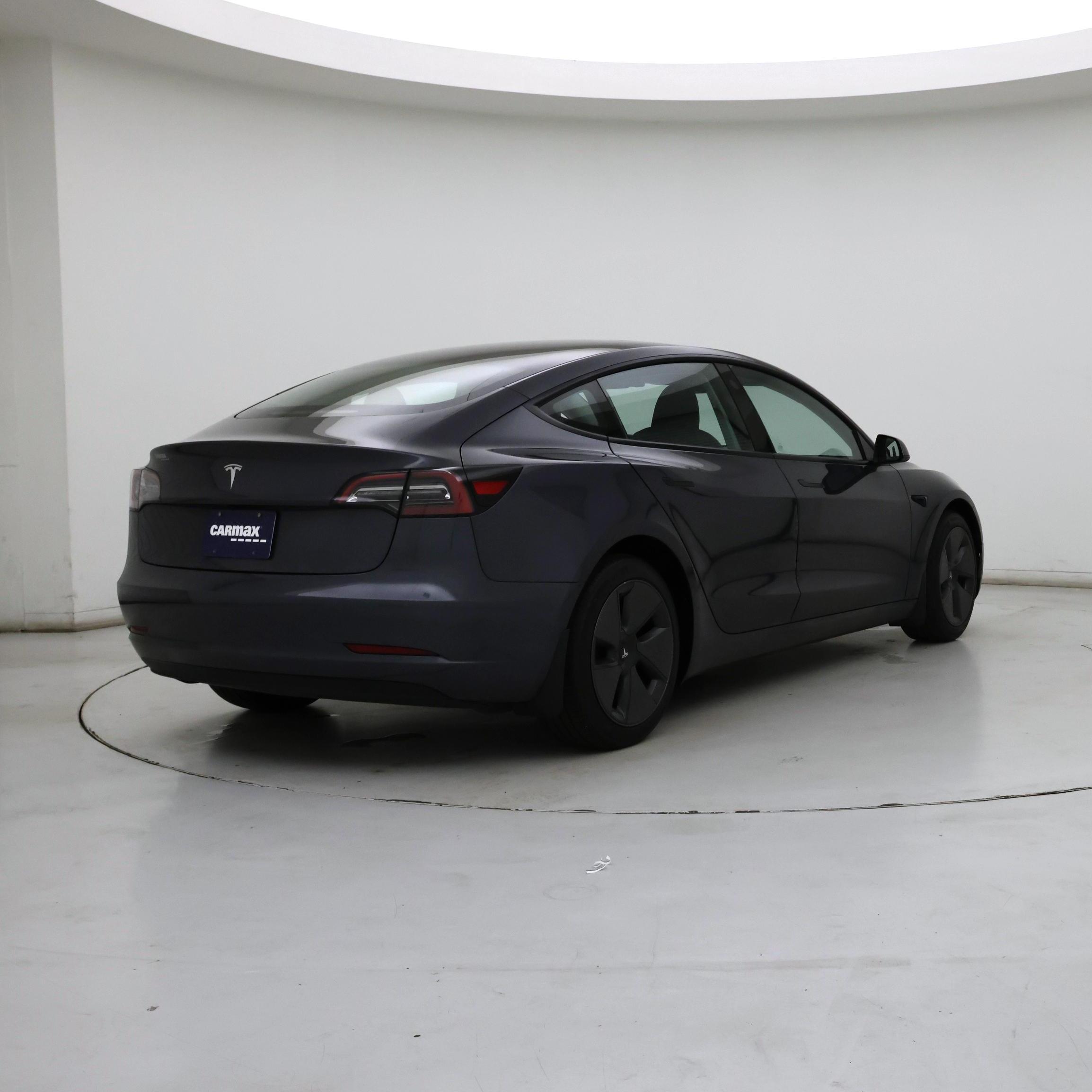 Thumbnail: 2023 Tesla Model 3 - 8